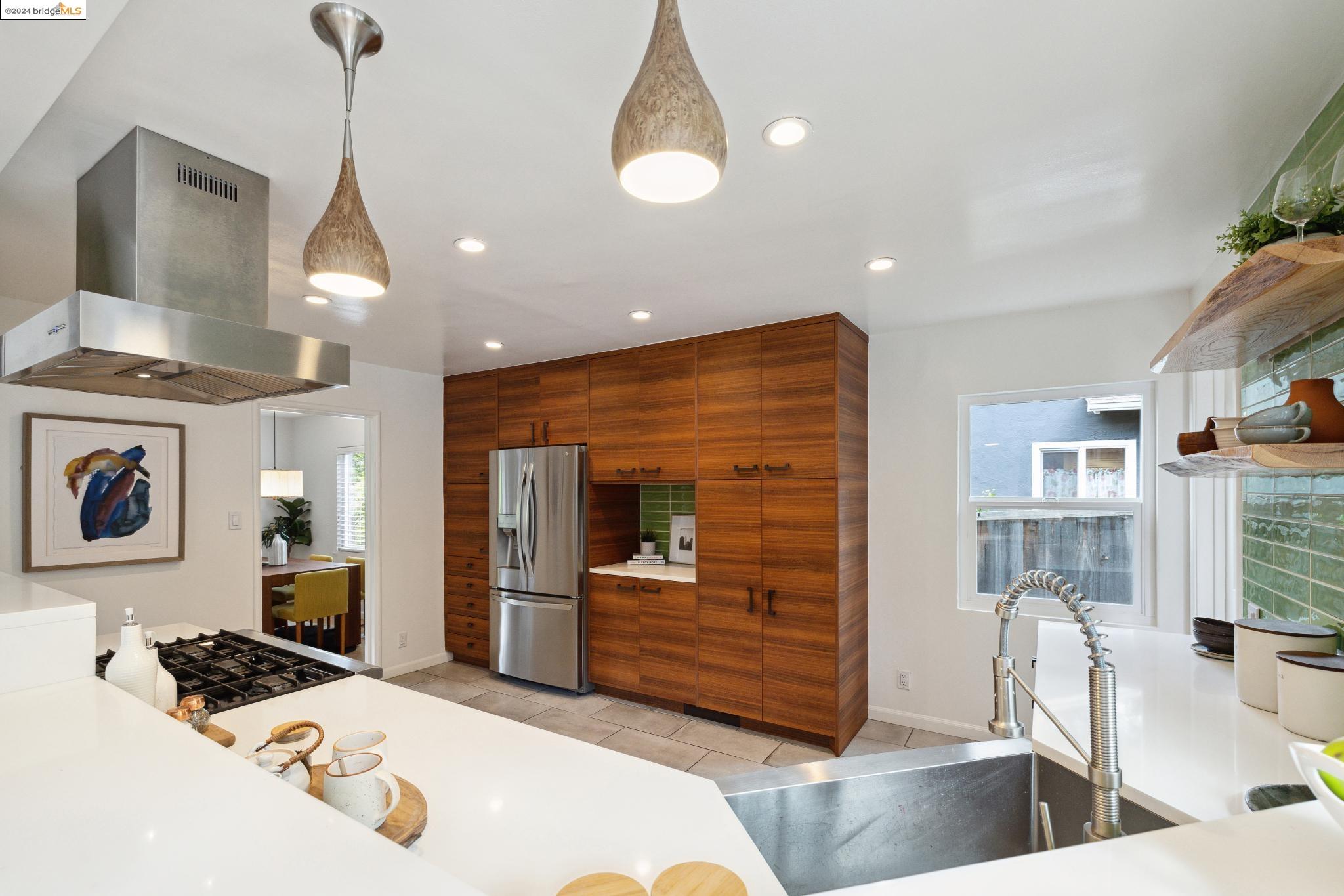 3056 Brookfield