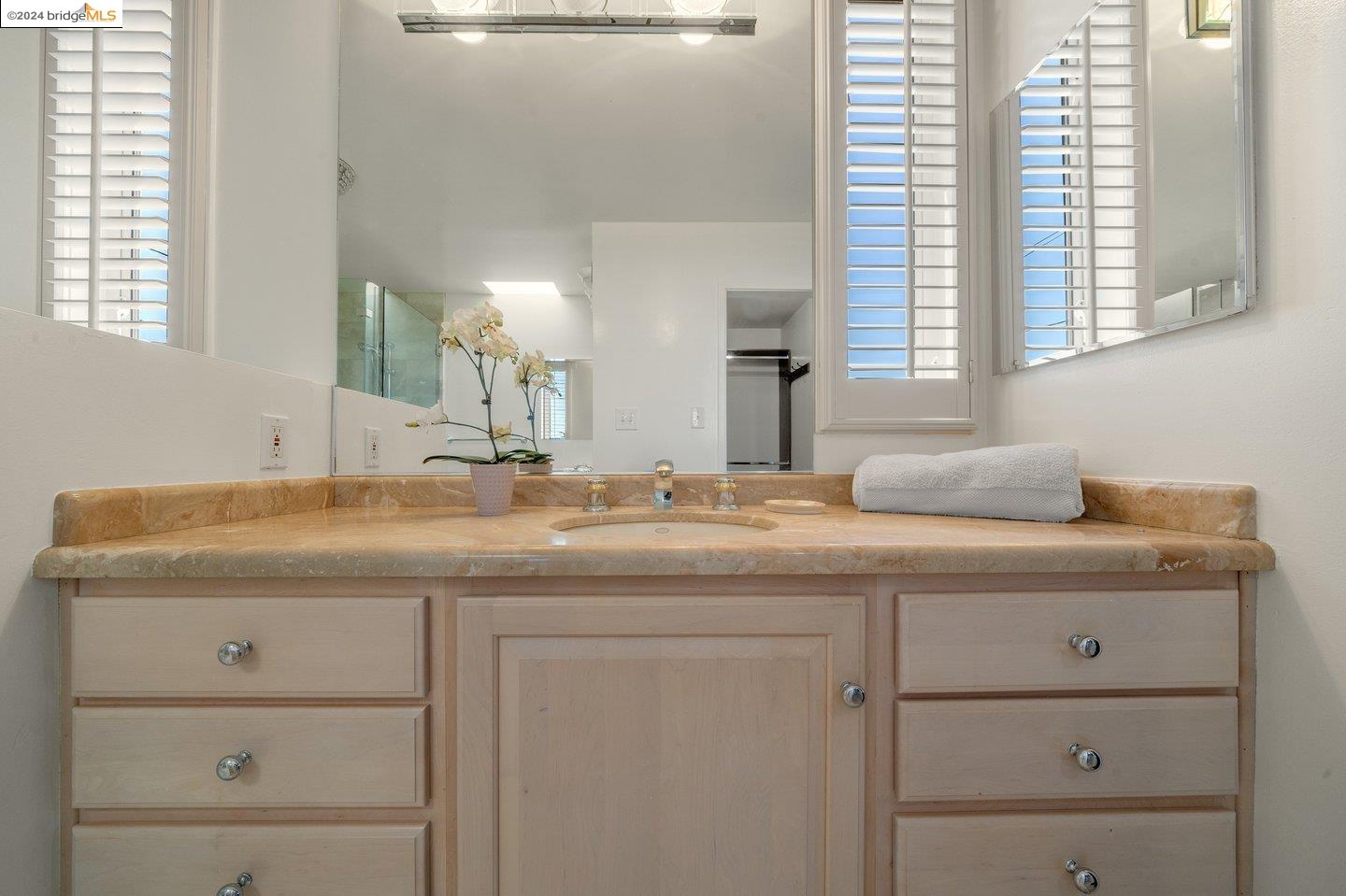 280 Washington Court