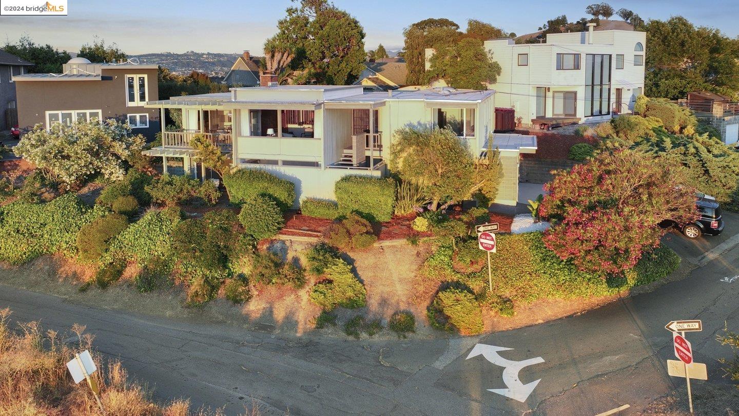 280 Washington Court