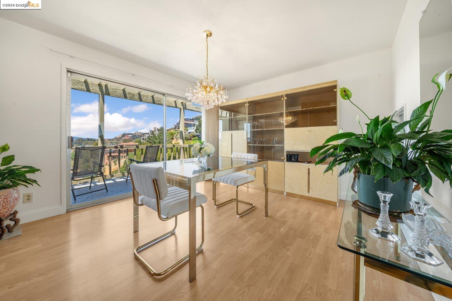 280 Washington Court