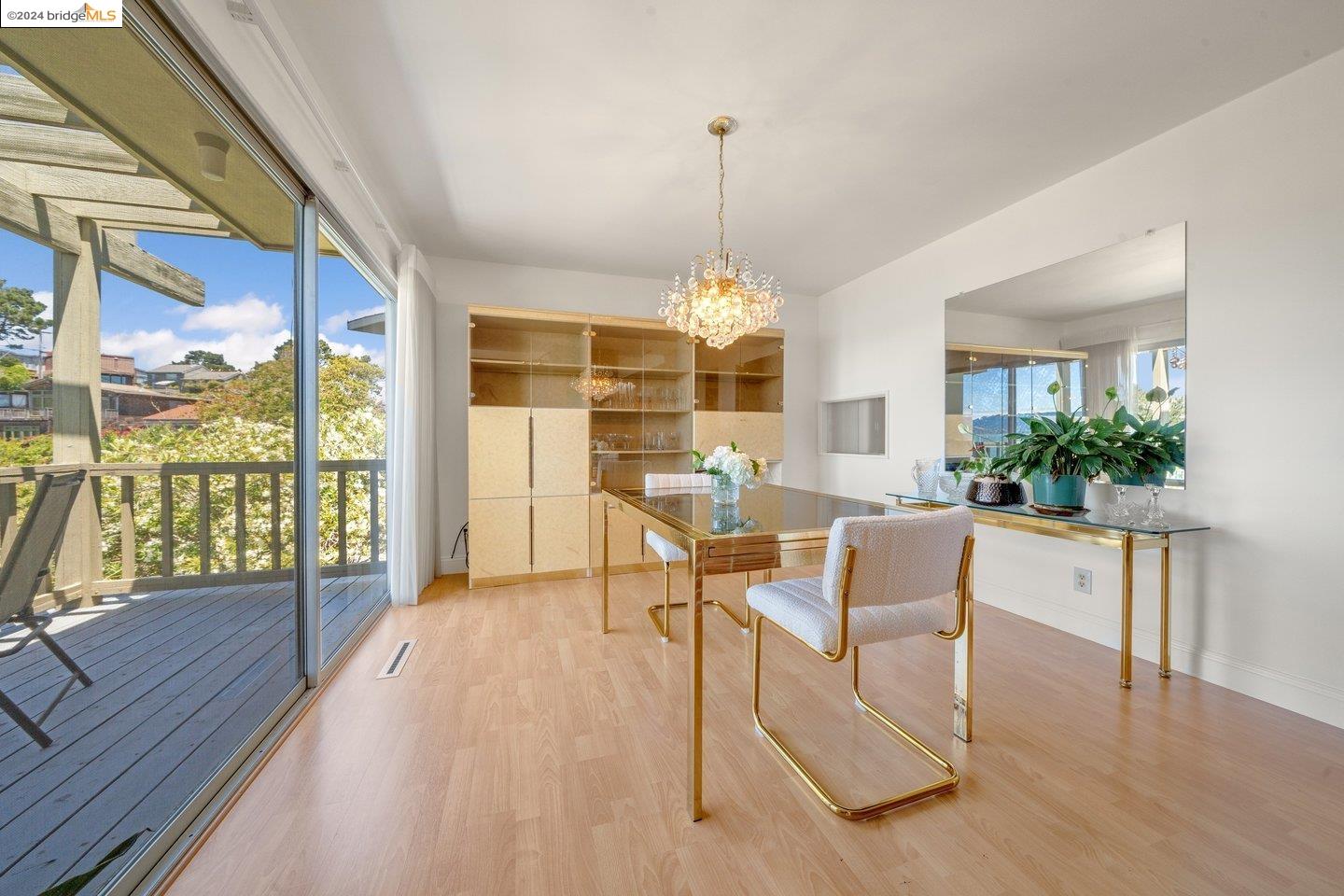 280 Washington Court