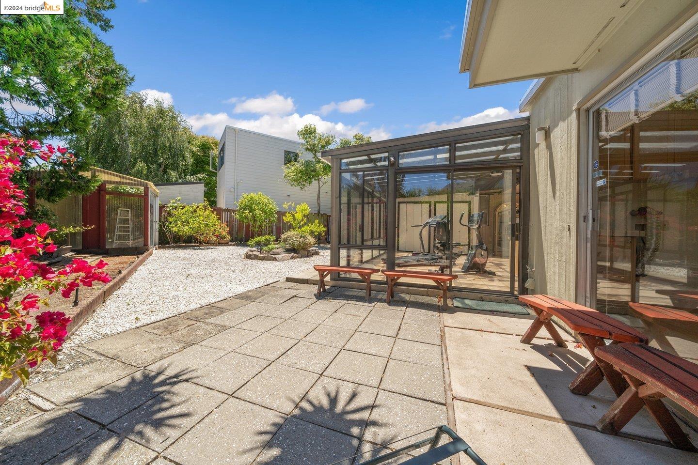 280 Washington Court