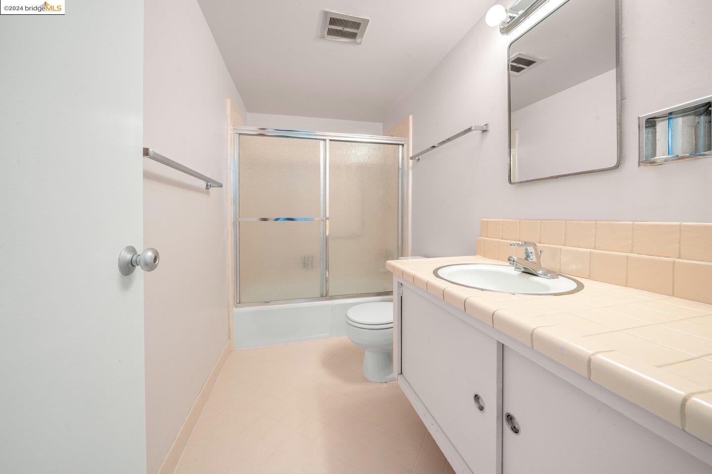 280 Washington Court