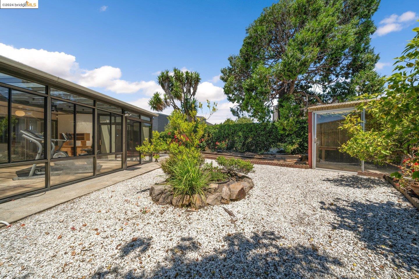 280 Washington Court