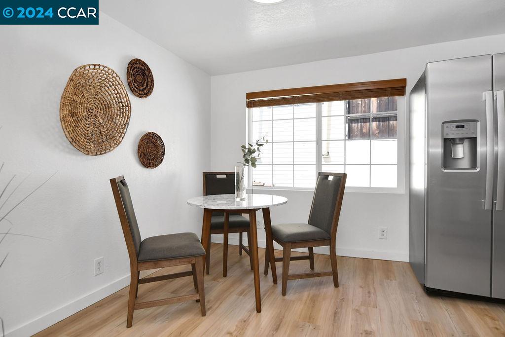 901 Bella Vista Avenue