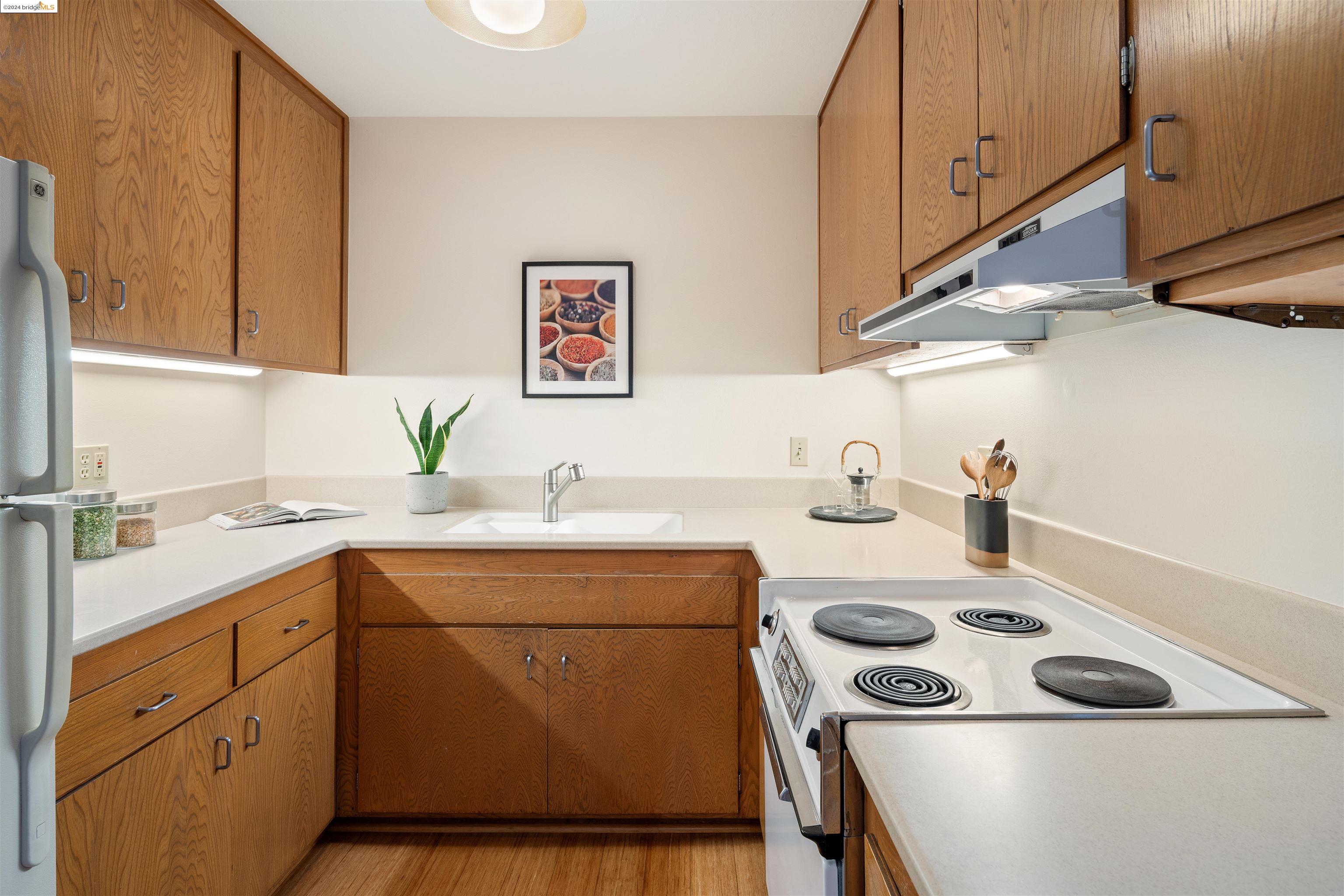 1706 Francisco