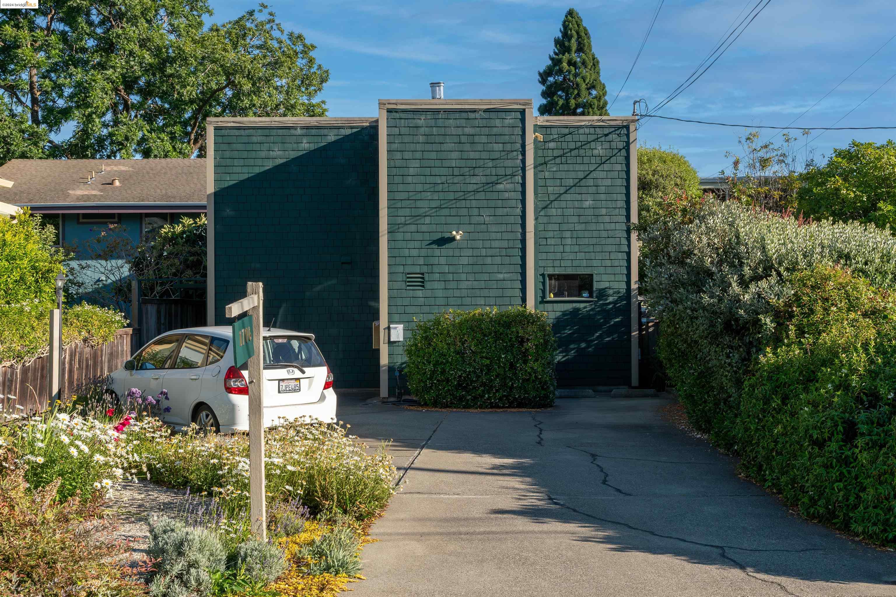 1706 Francisco