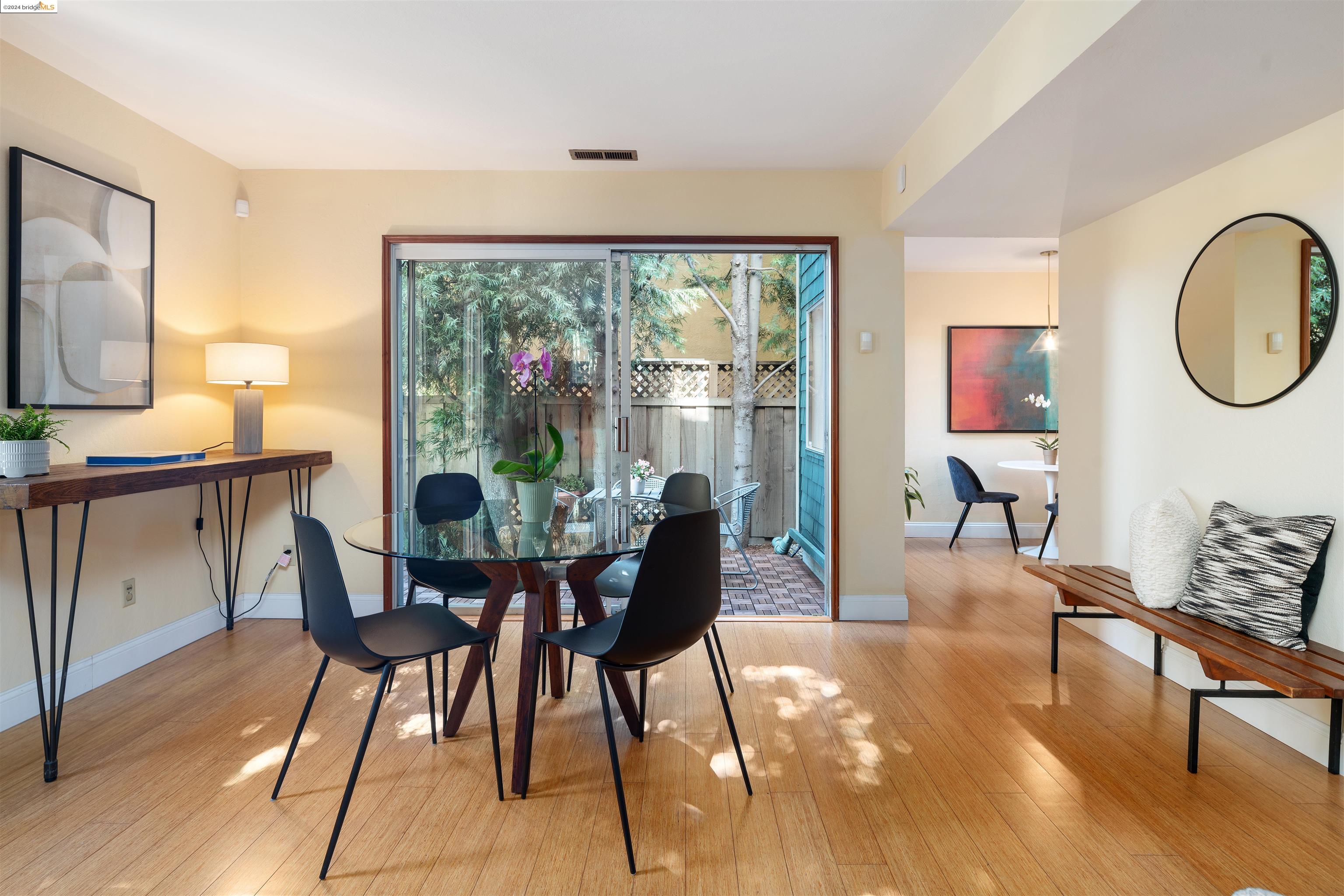 1706 Francisco