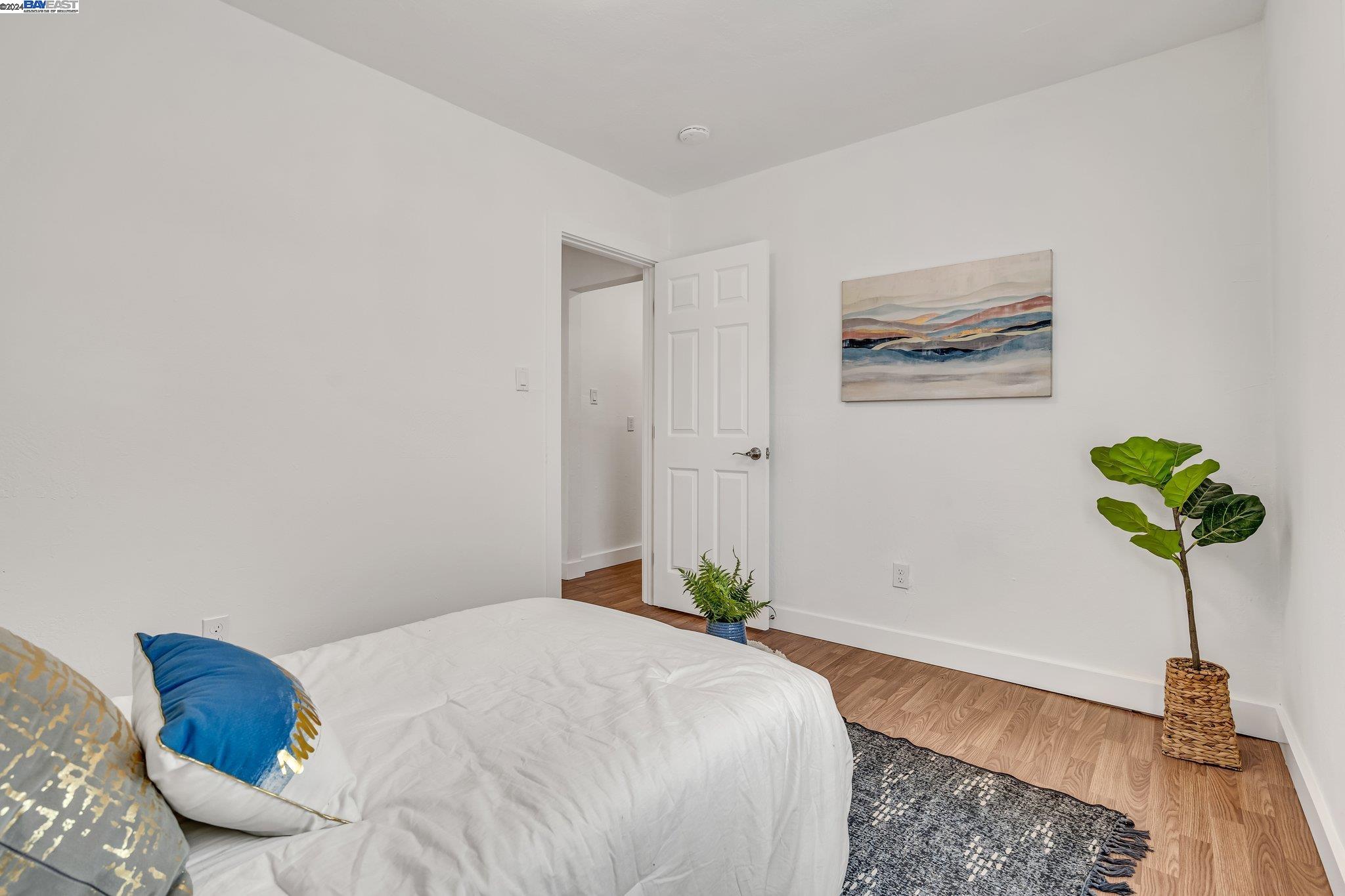 5531 Fremont St