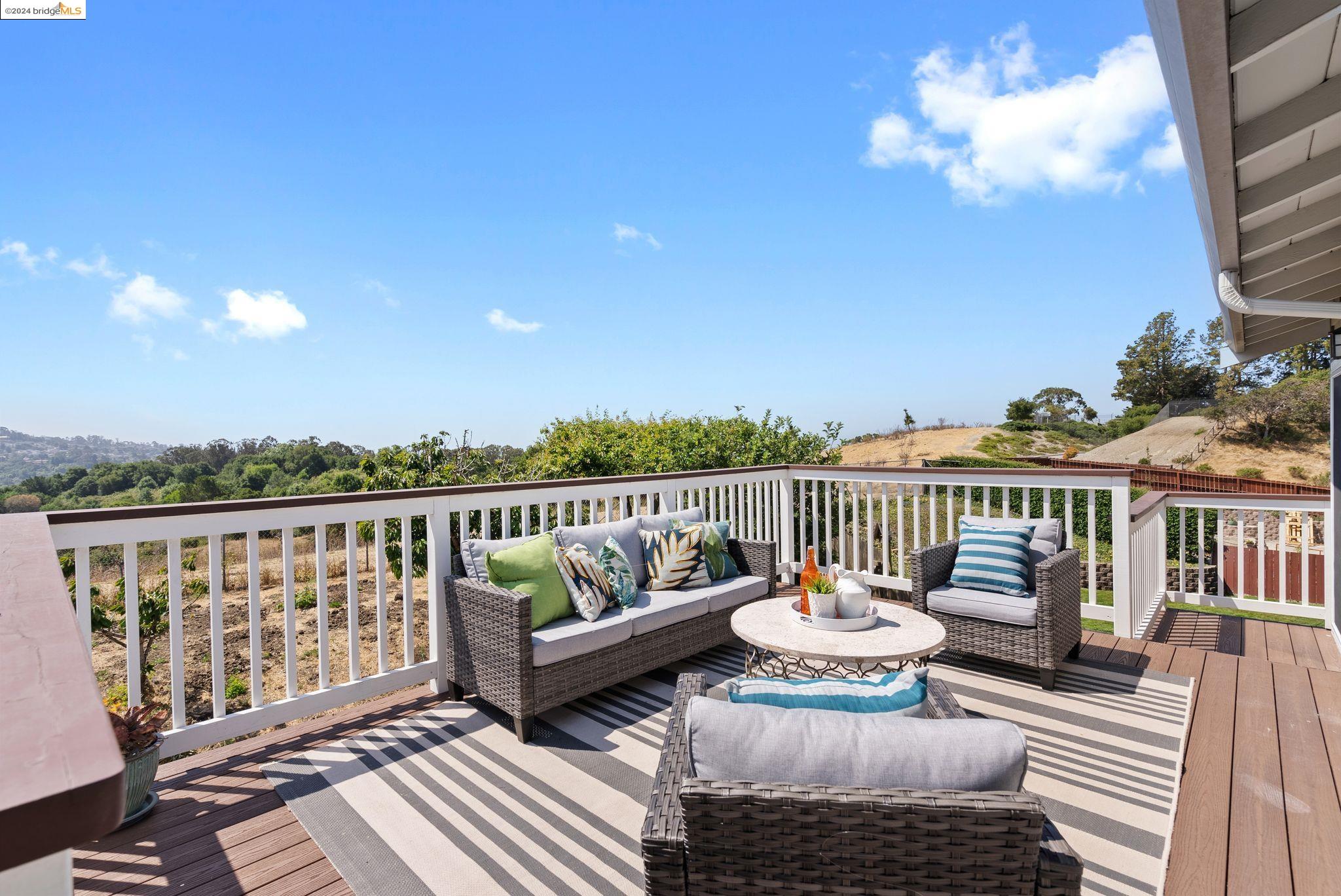 6310 Monte Cresta Ave.