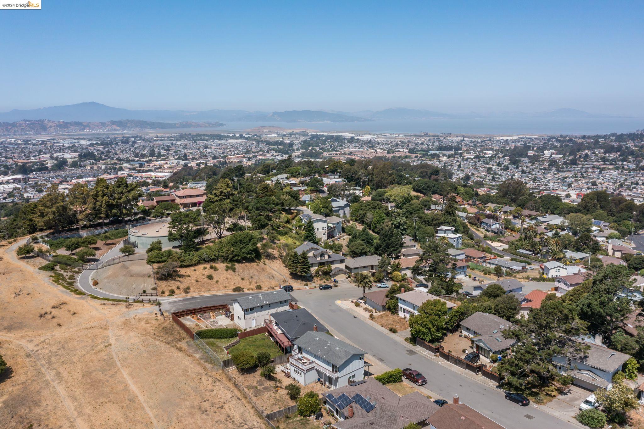 6310 Monte Cresta Ave.