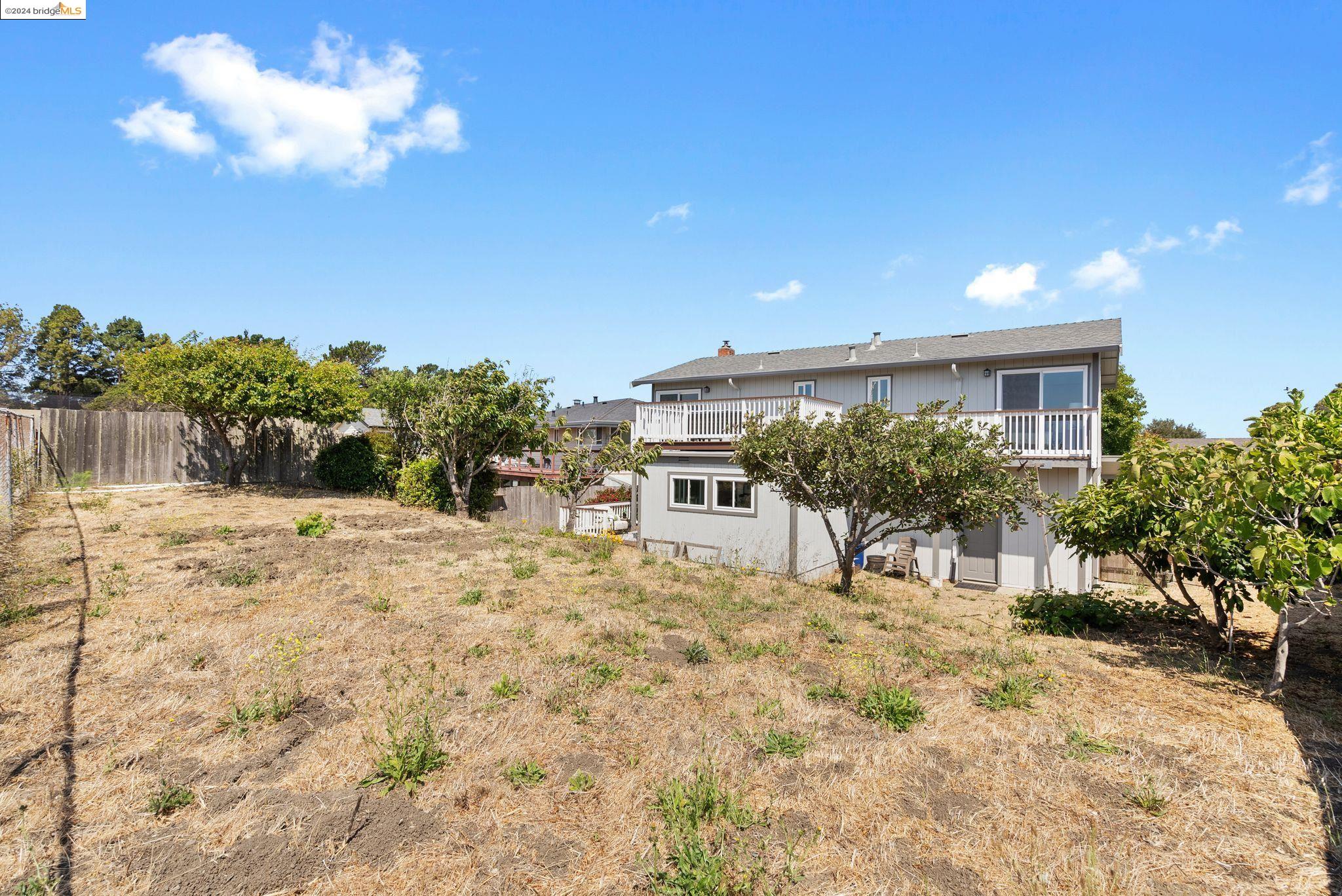 6310 Monte Cresta Ave.