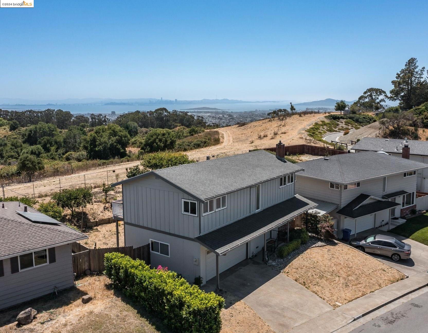 6310 Monte Cresta Ave.