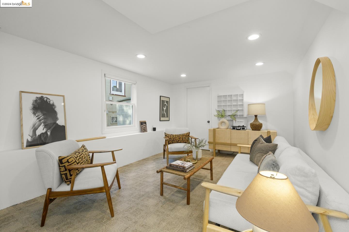 135 Santa Fe Ave
