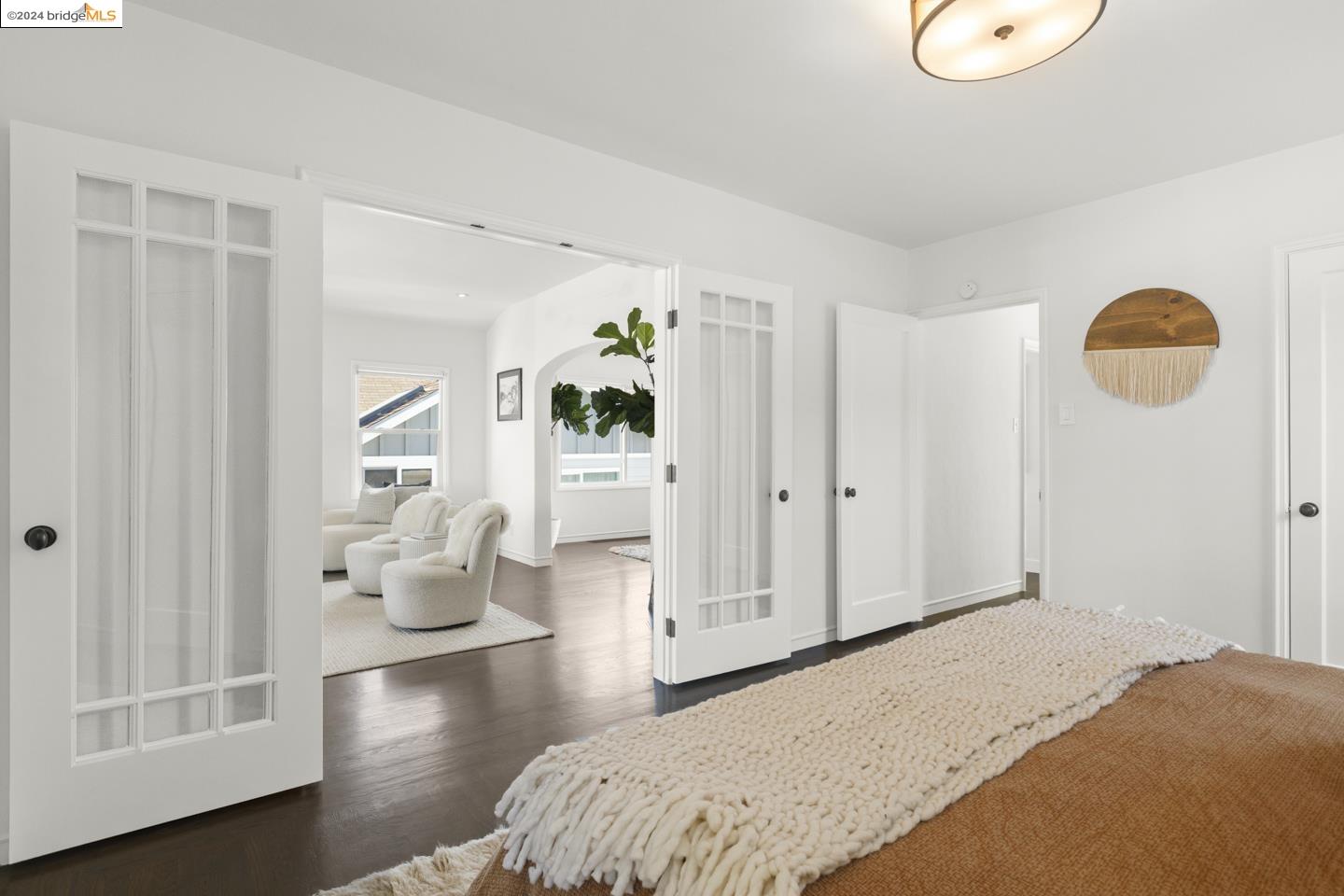 135 Santa Fe Ave
