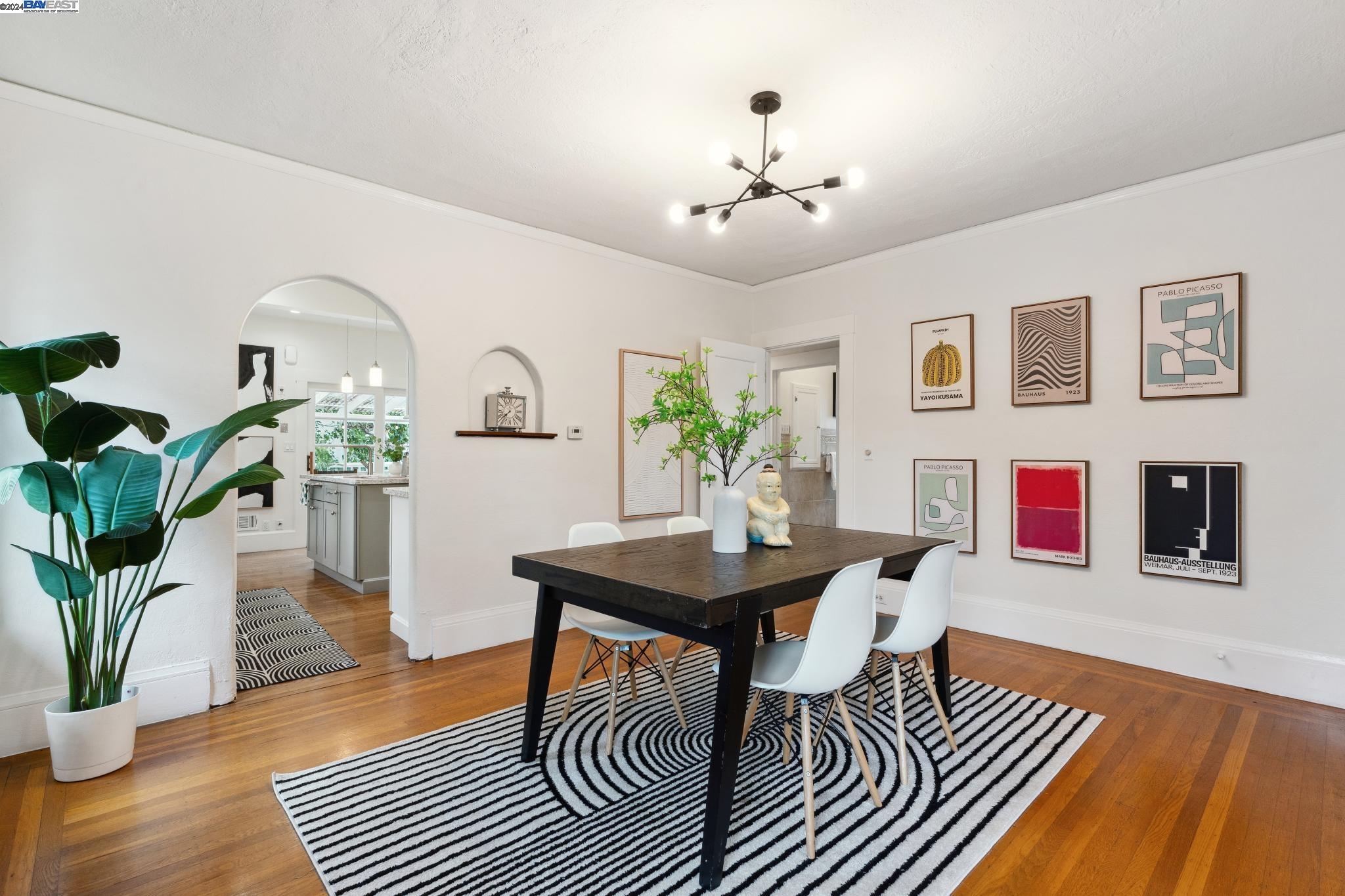 3009 HUMBOLDT AVENUE