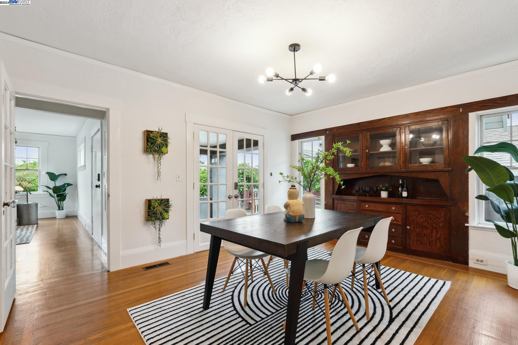 3009 HUMBOLDT AVENUE