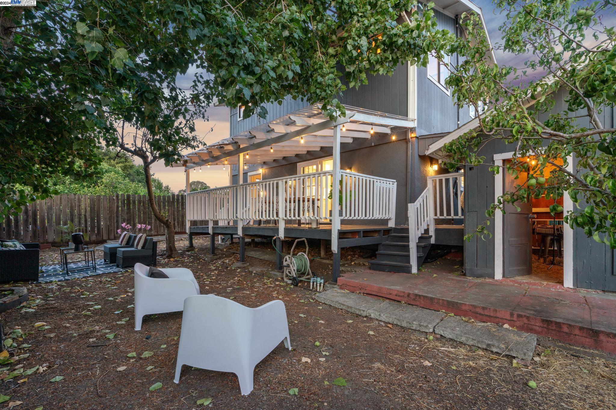 3009 HUMBOLDT AVENUE