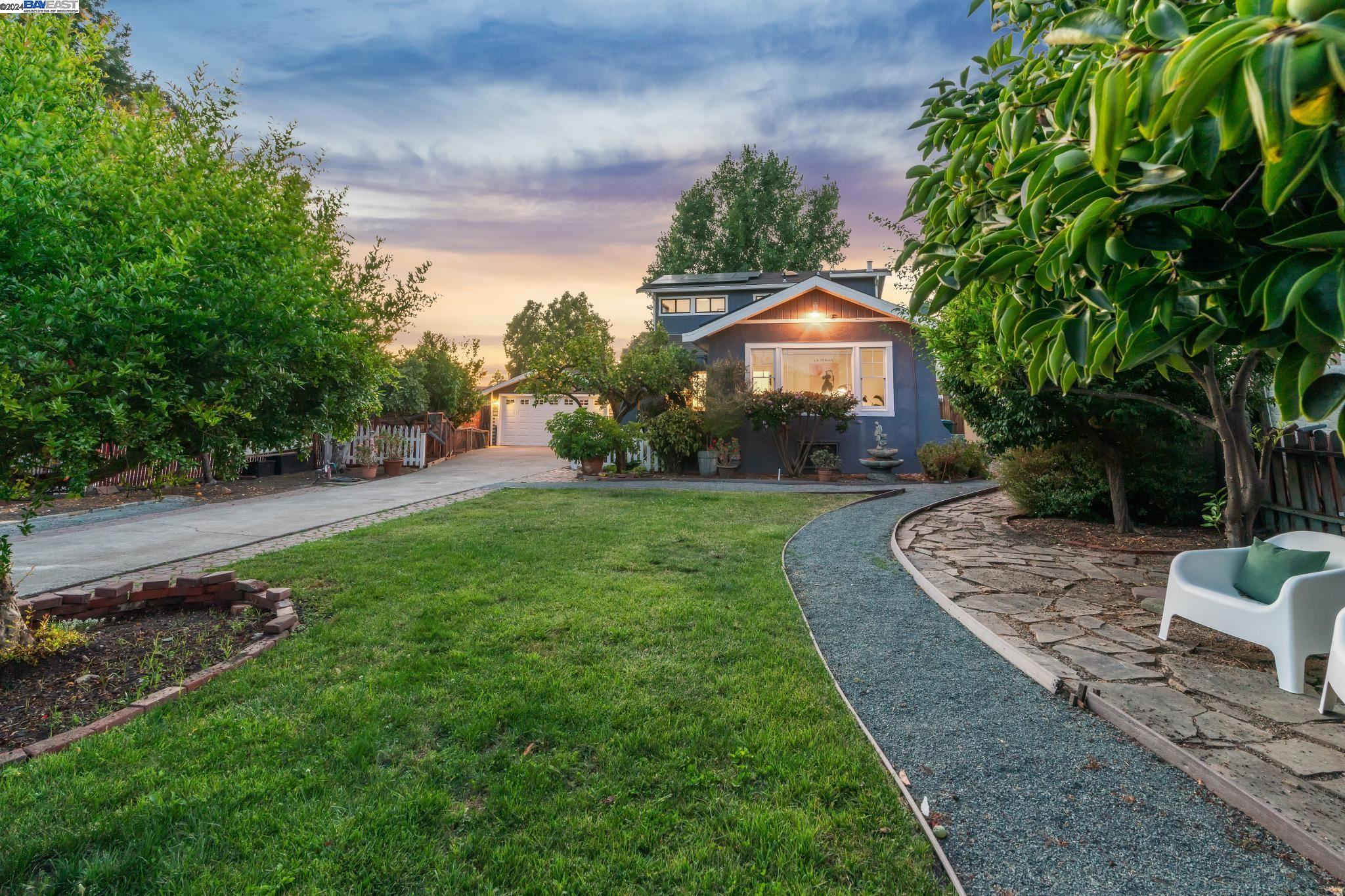 3009 HUMBOLDT AVENUE