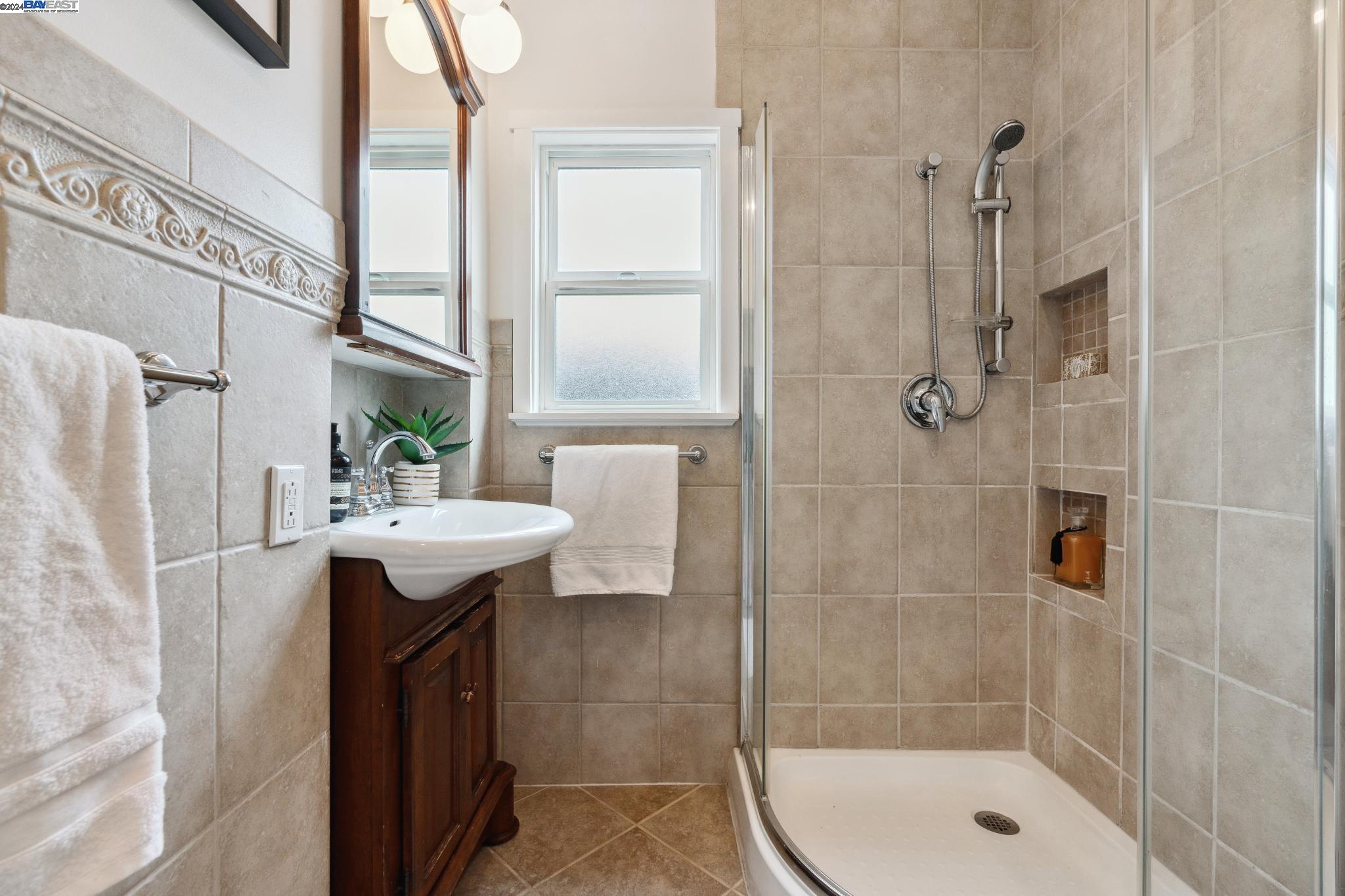 3009 HUMBOLDT AVENUE