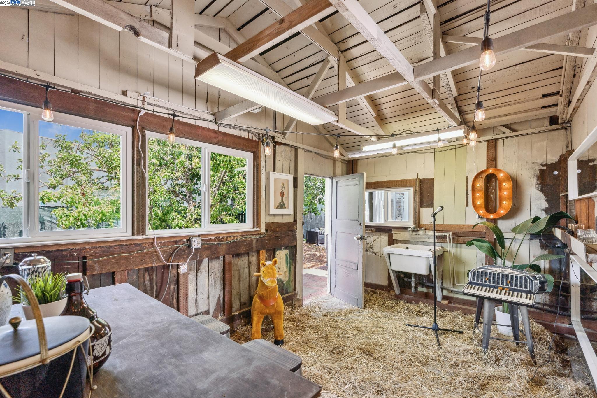 3009 HUMBOLDT AVENUE