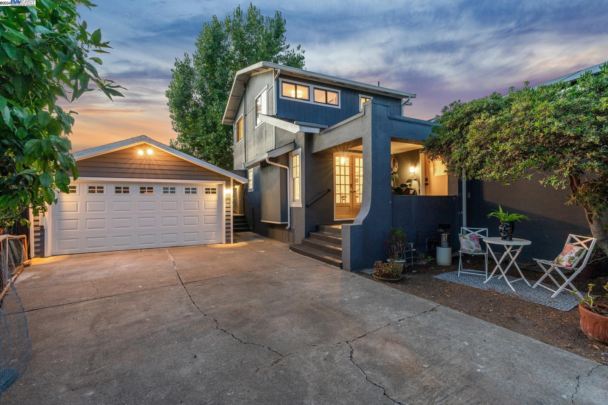 3009 HUMBOLDT AVENUE