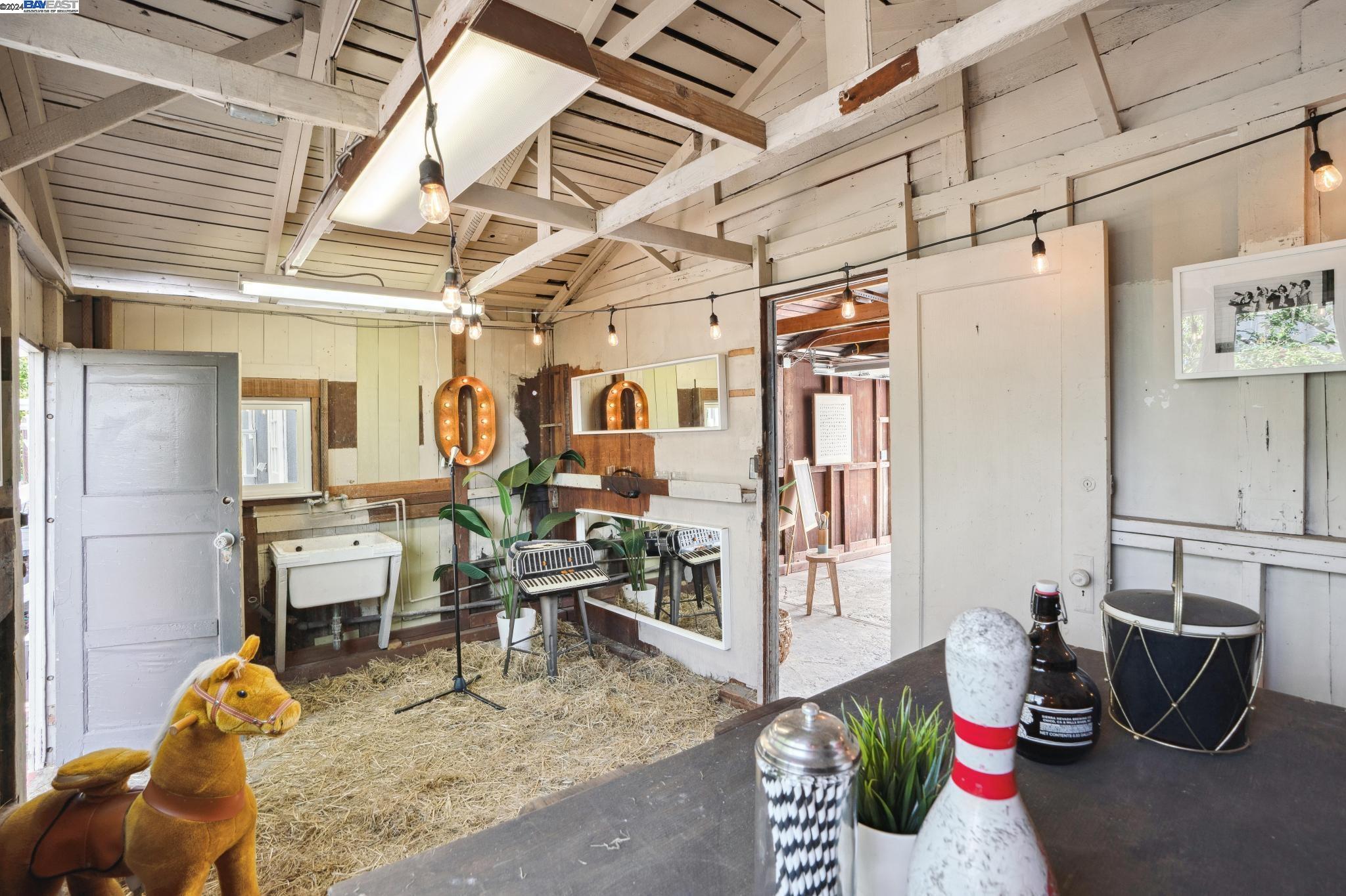 3009 HUMBOLDT AVENUE