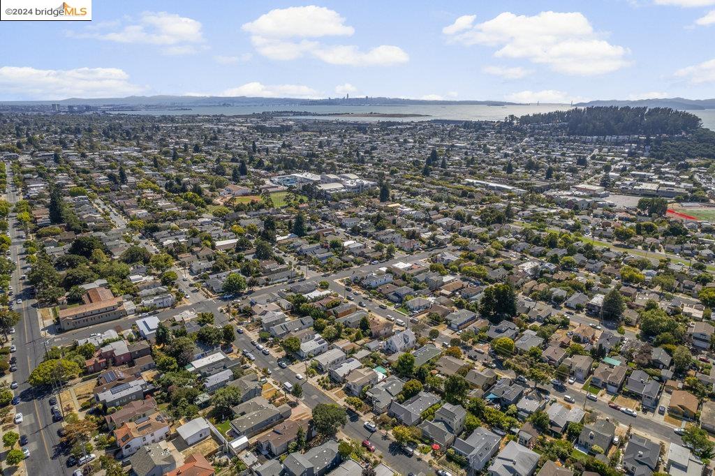 129 San Carlos Avenue