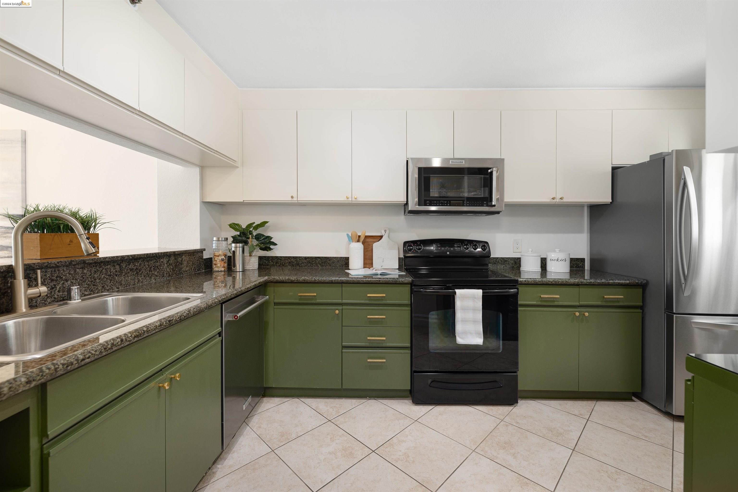 1200 Brickyard Way # 306