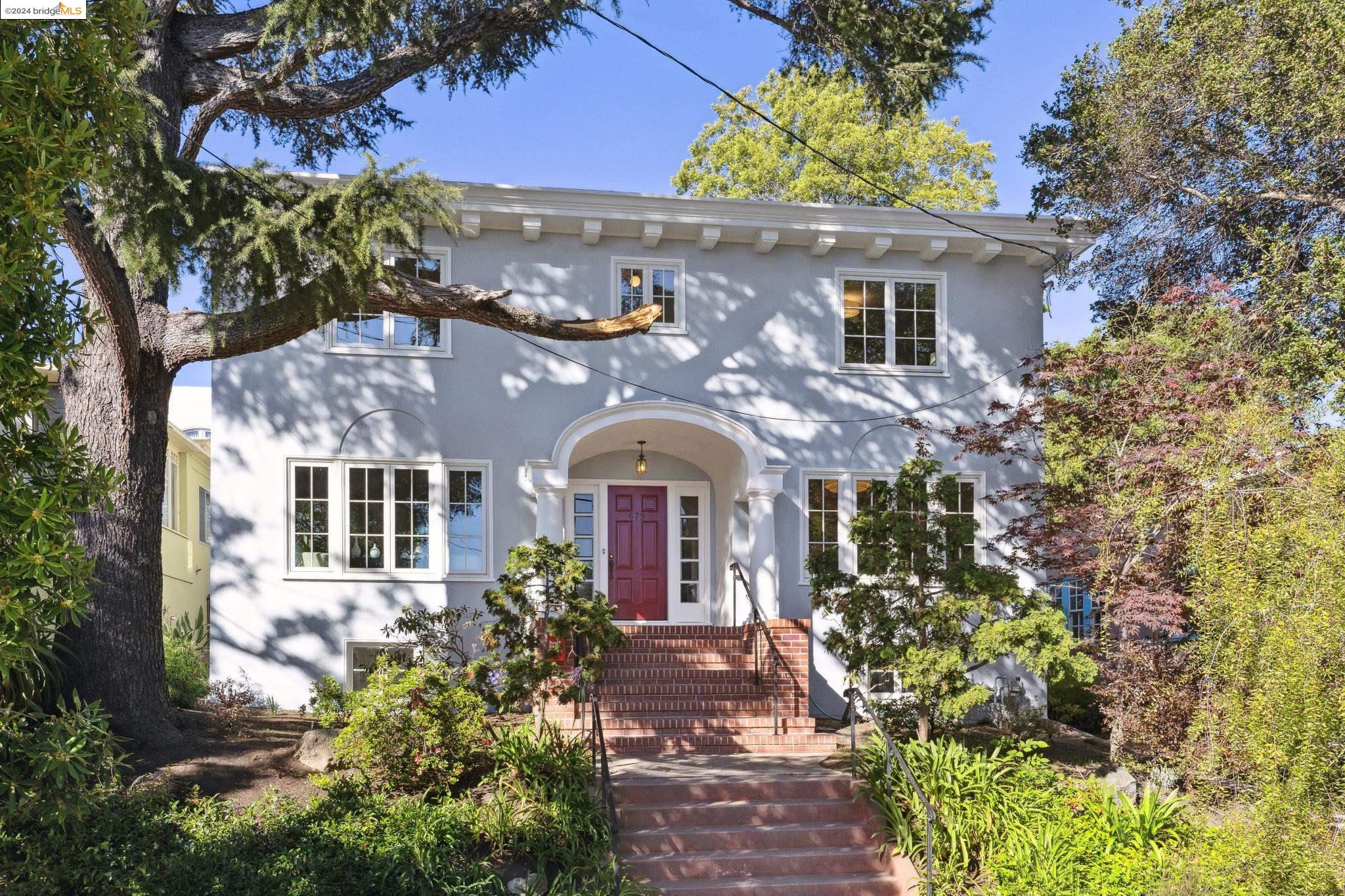 679 Colusa Ave.