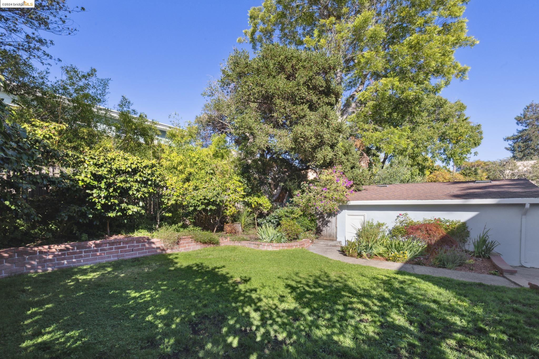 679 Colusa Ave.