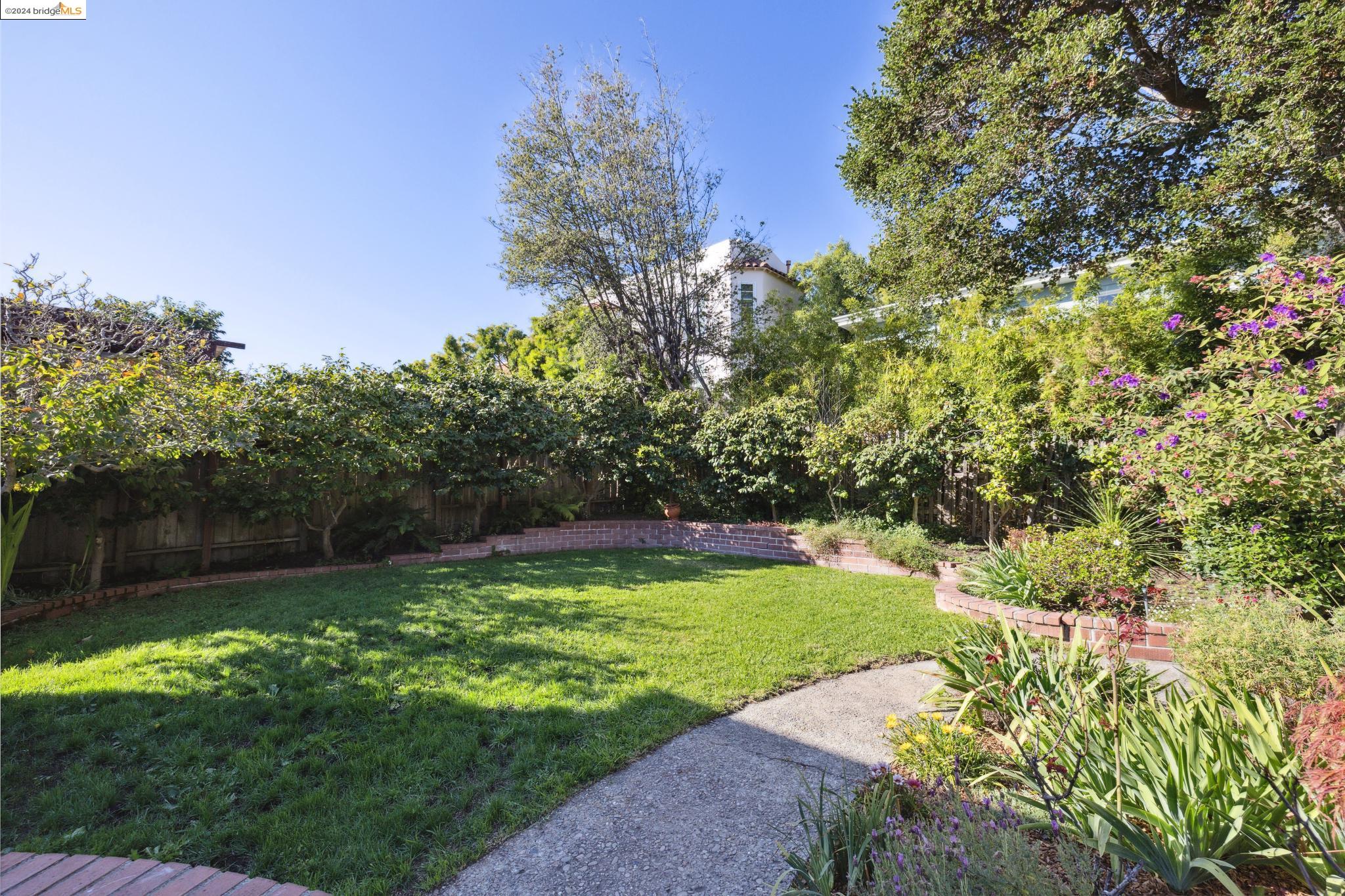 679 Colusa Ave.
