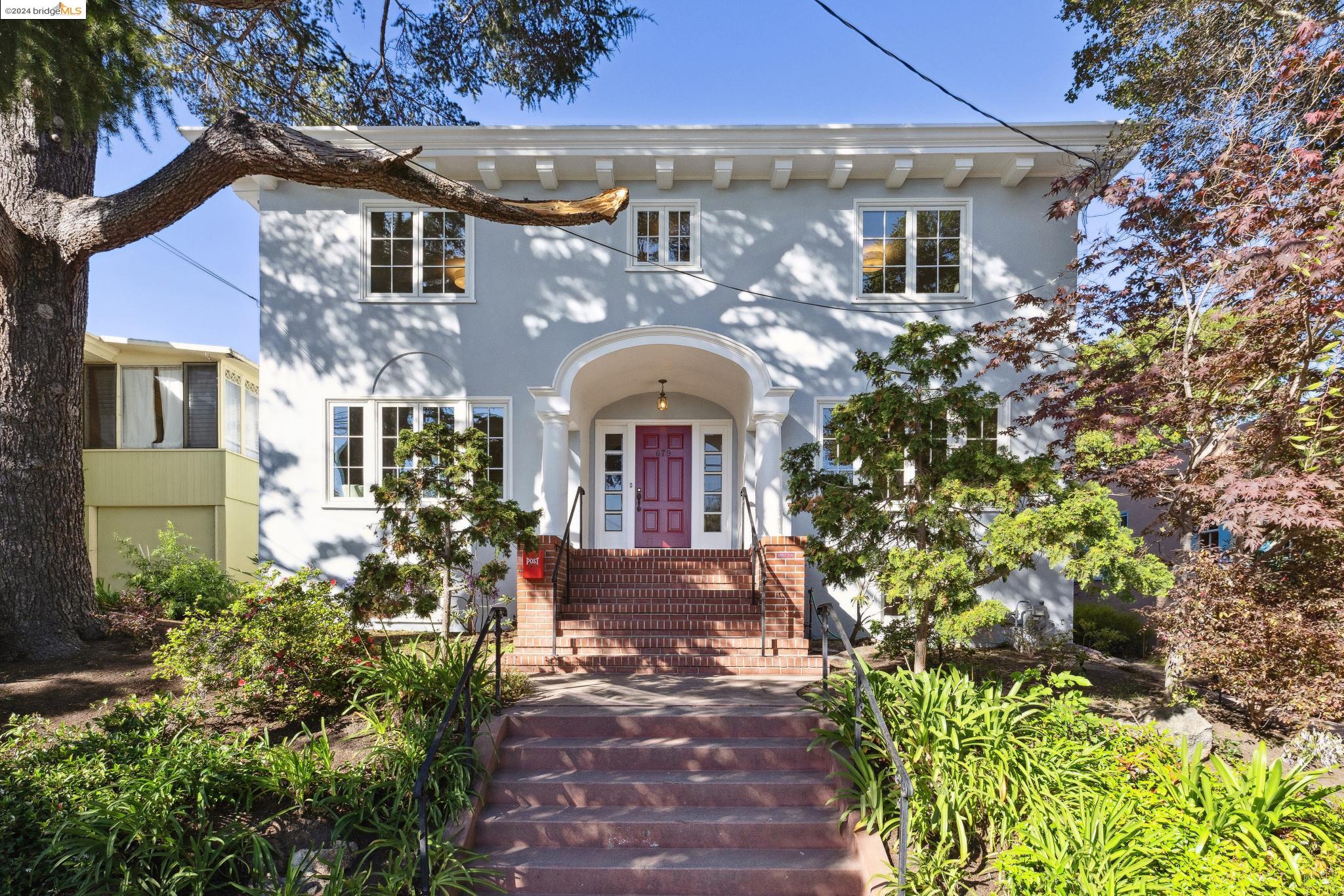 679 Colusa Ave.