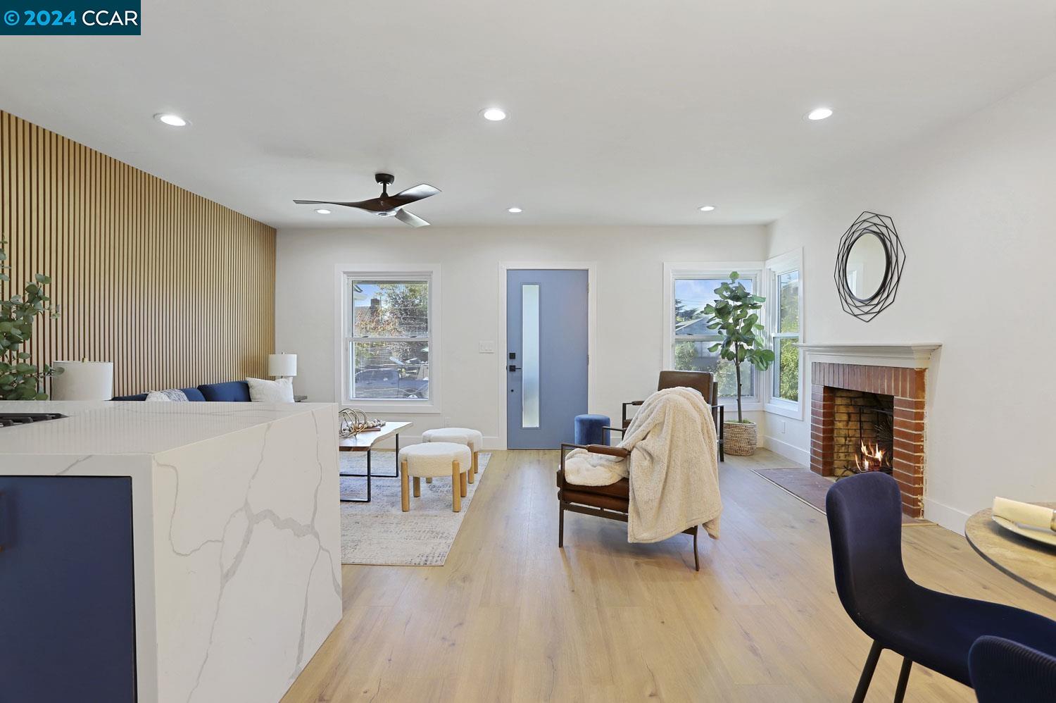 1249 Francisco Street