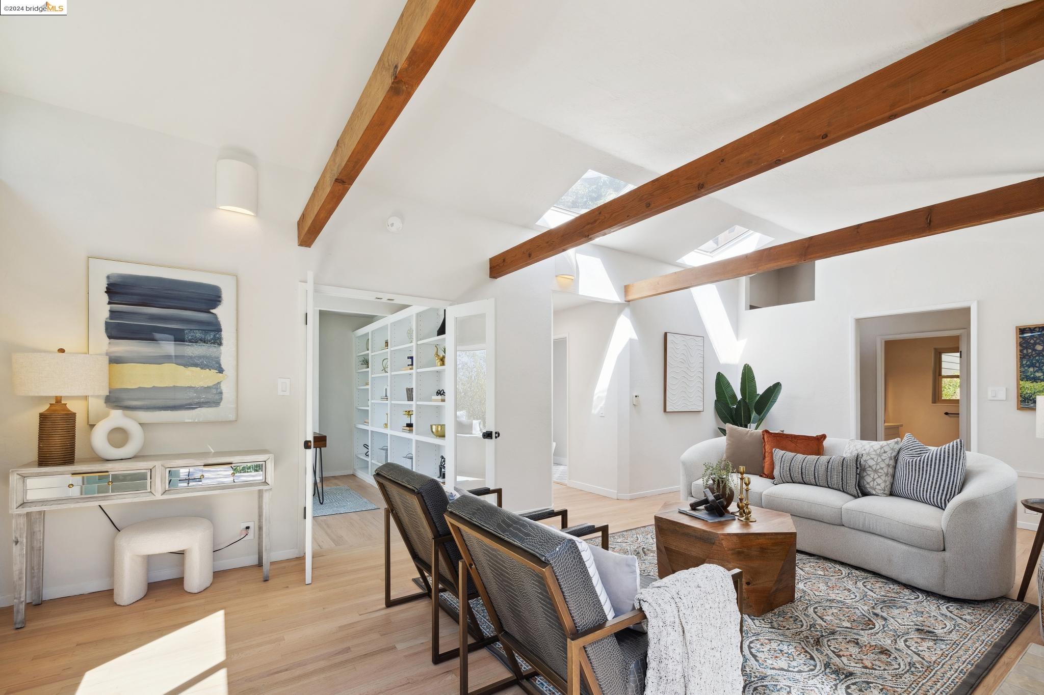 5783 Florence Ter