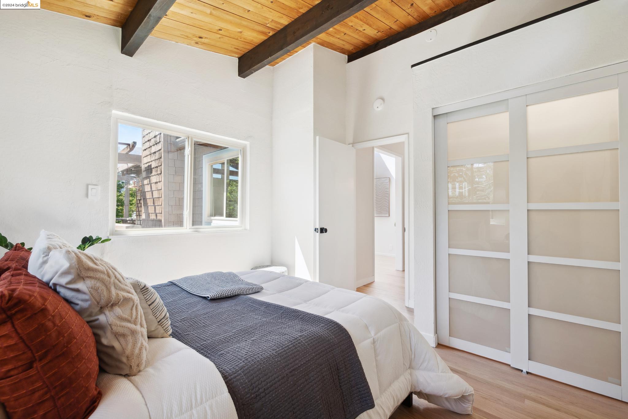 5783 Florence Ter