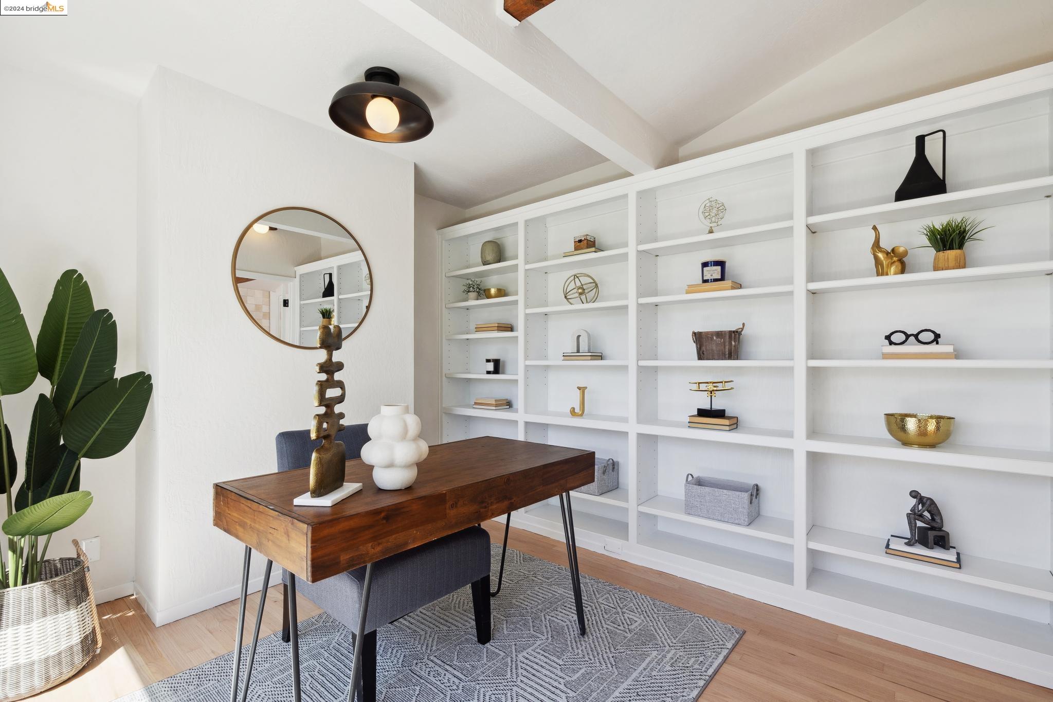 5783 Florence Ter