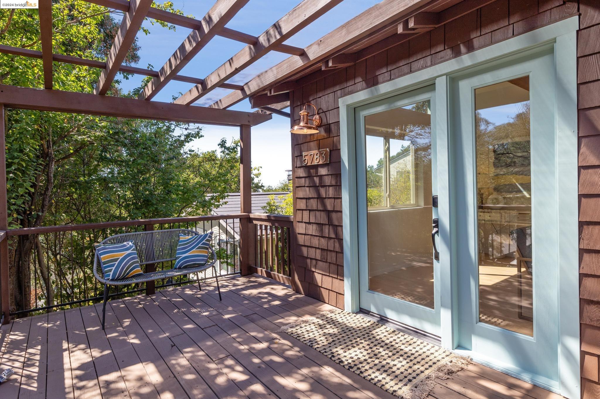 5783 Florence Ter