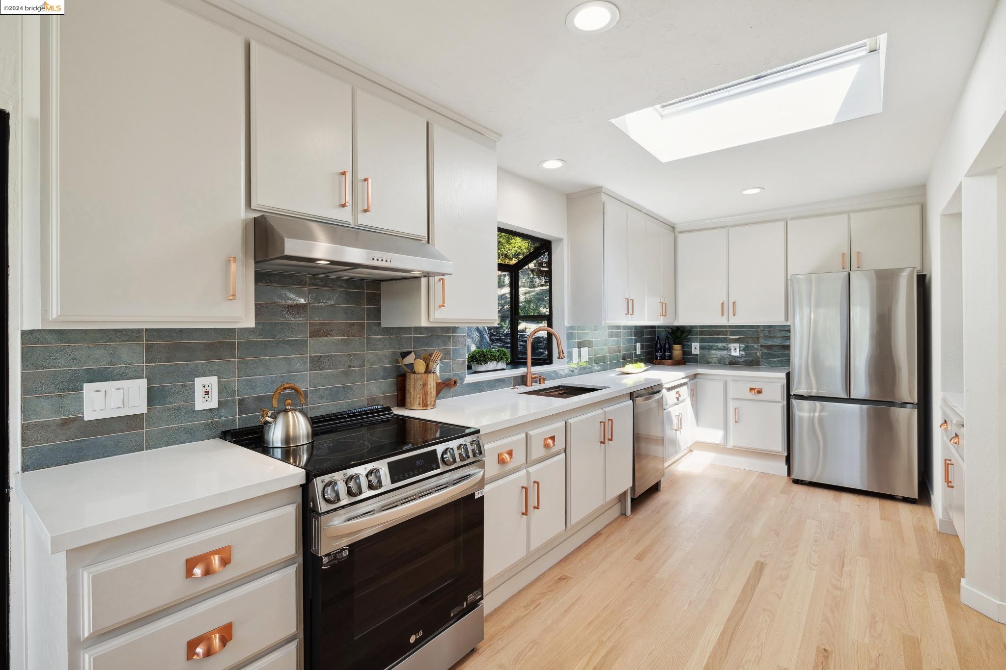 5783 Florence Ter