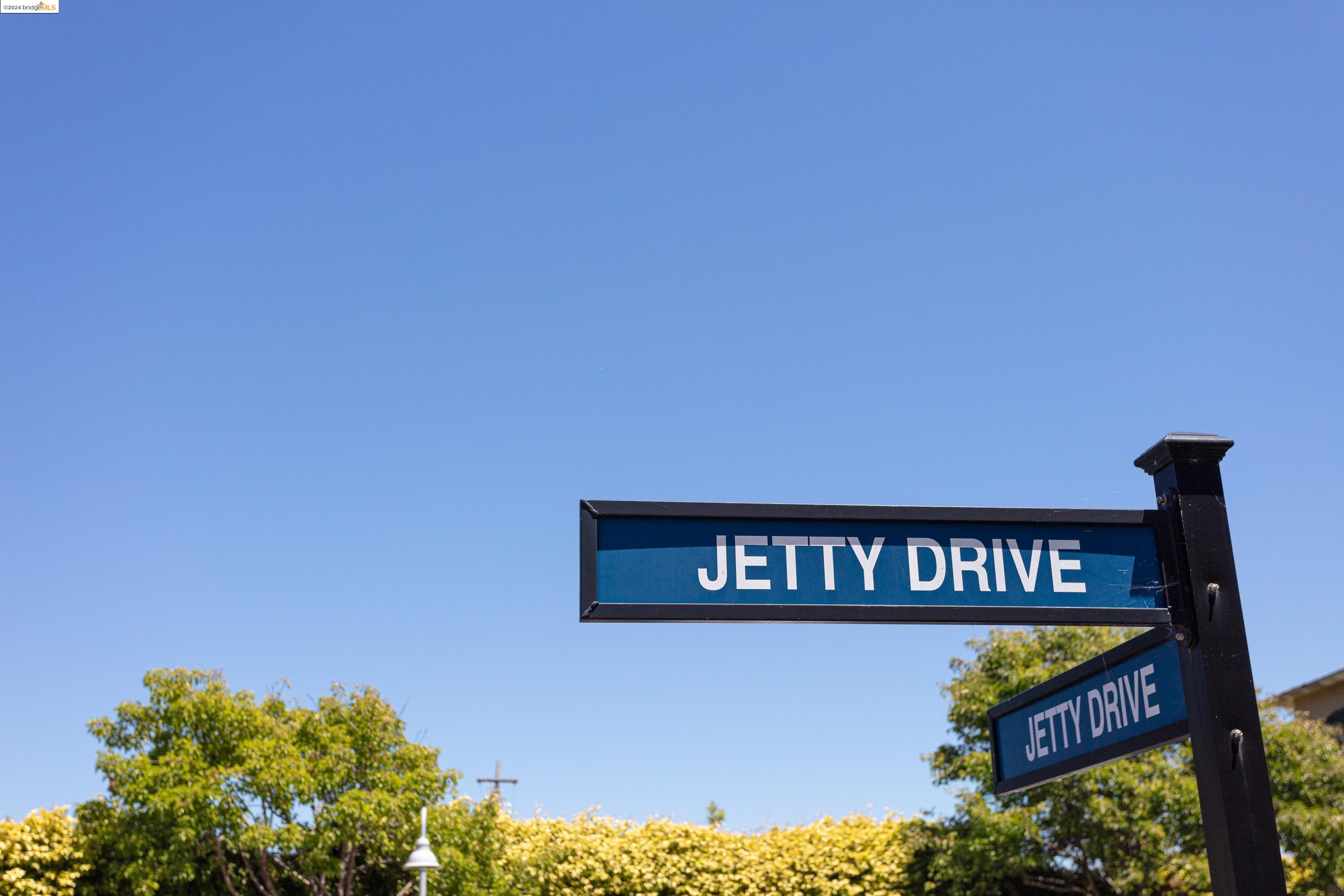 2504 Jetty Dr