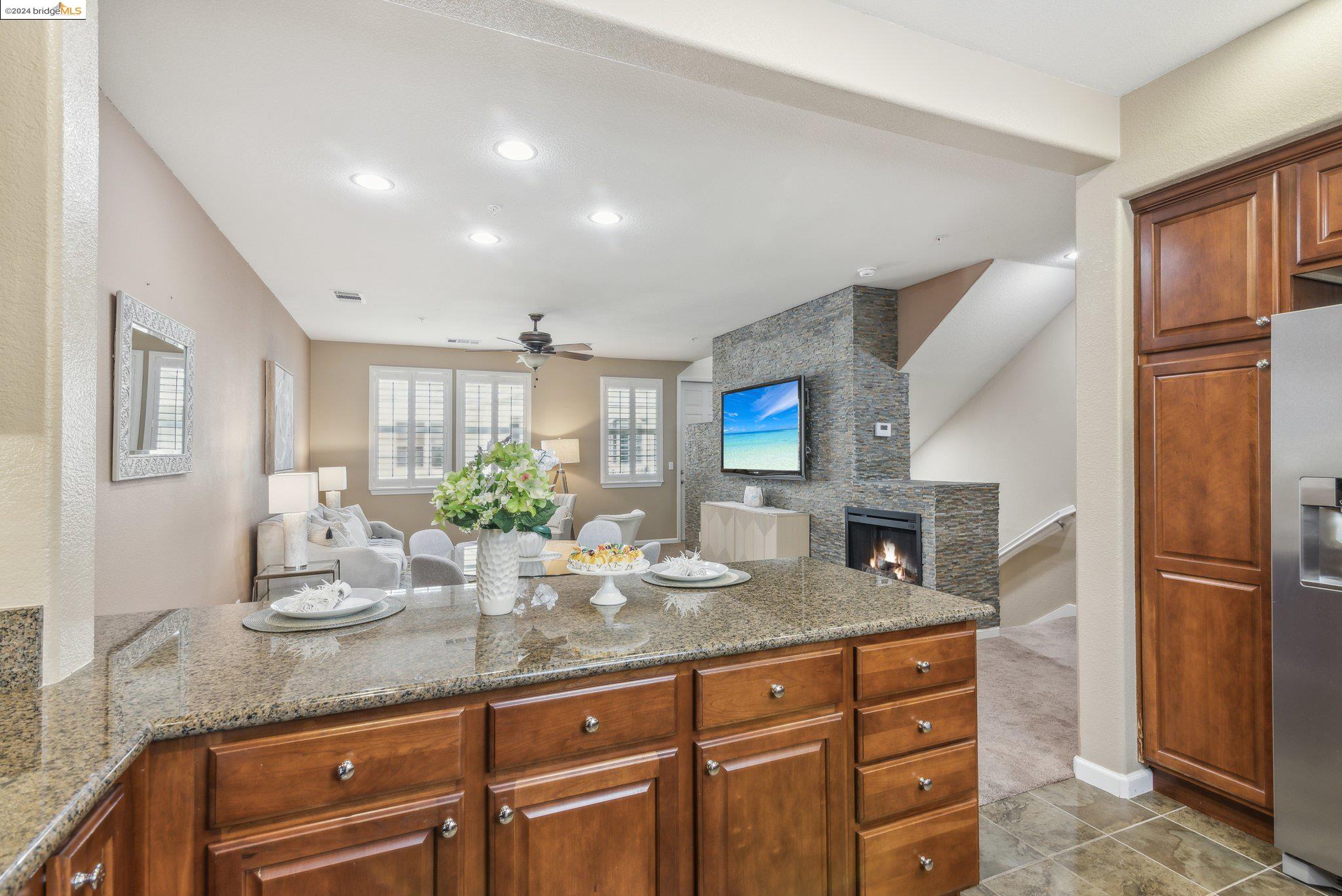 2504 Jetty Dr
