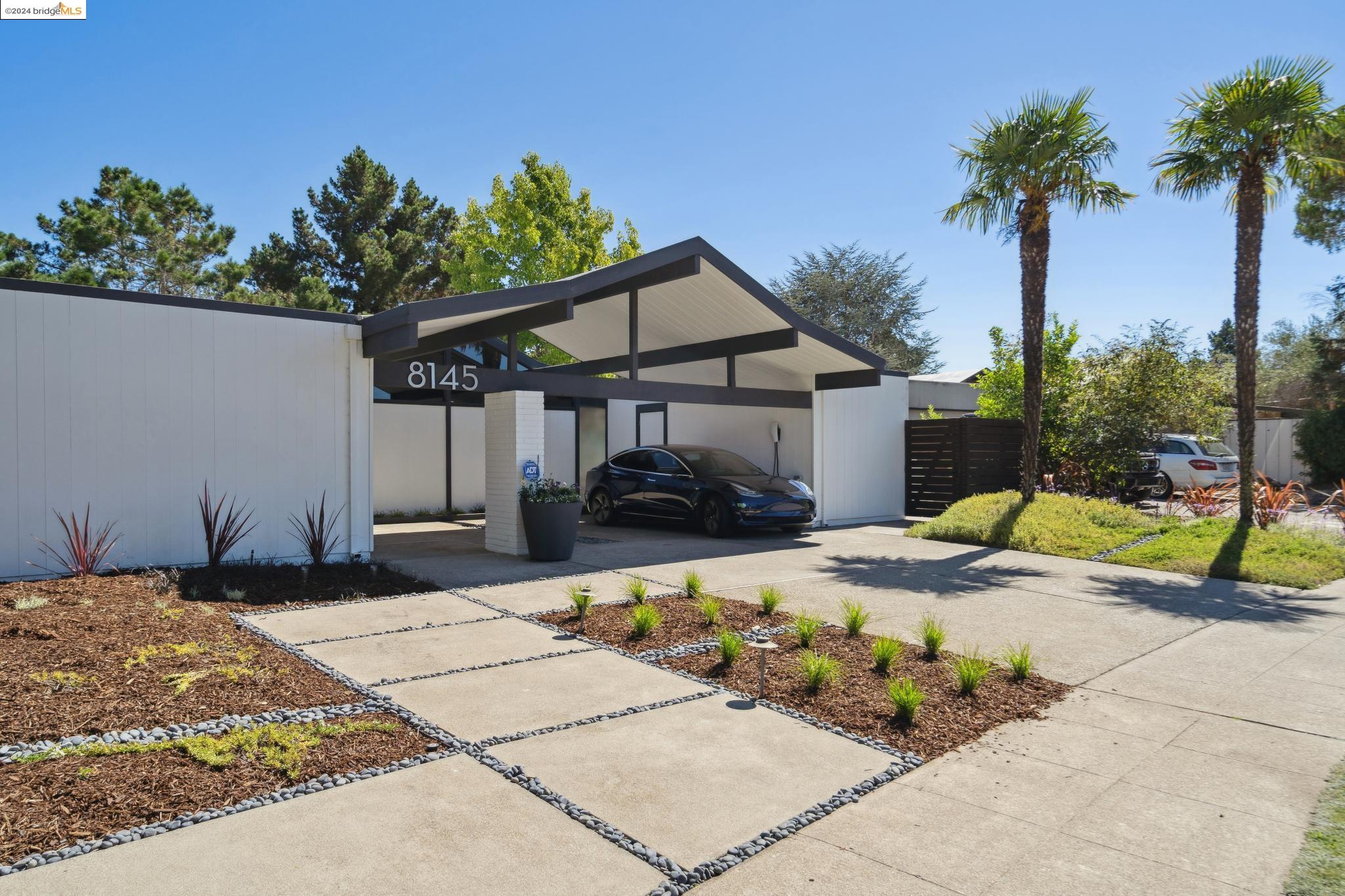8145 Phaeton Drive
