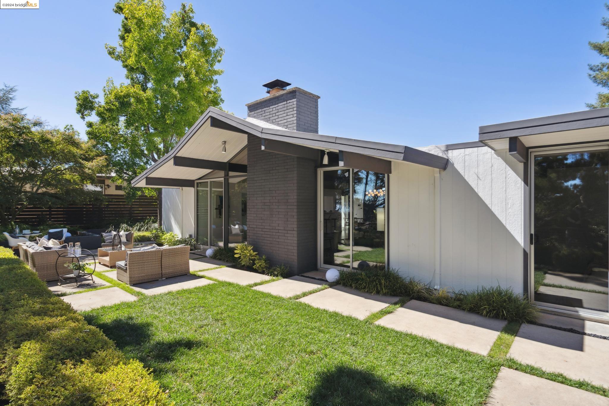 8145 Phaeton Drive