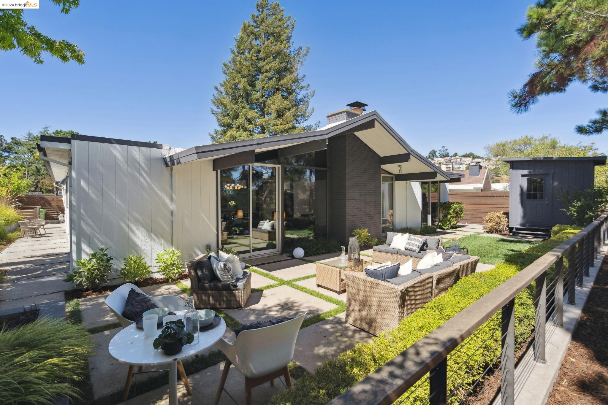 8145 Phaeton Drive
