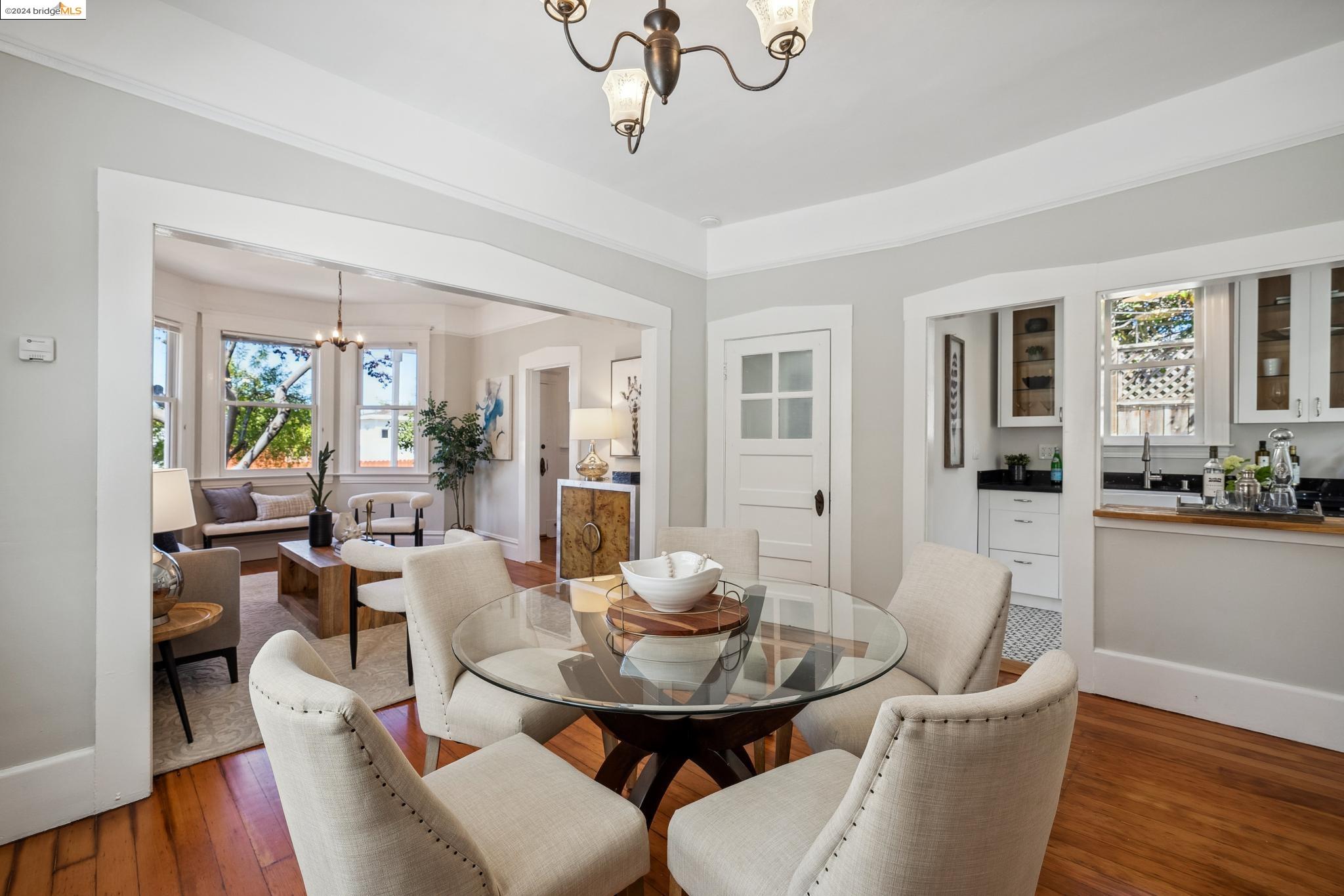 2533 California