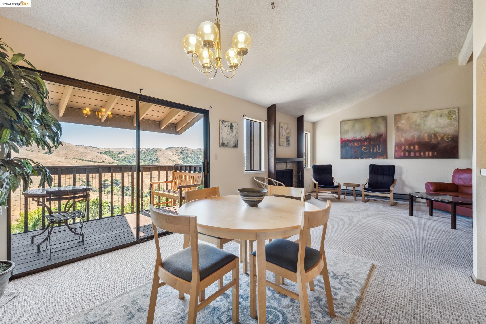 406 Vista Heights Rd