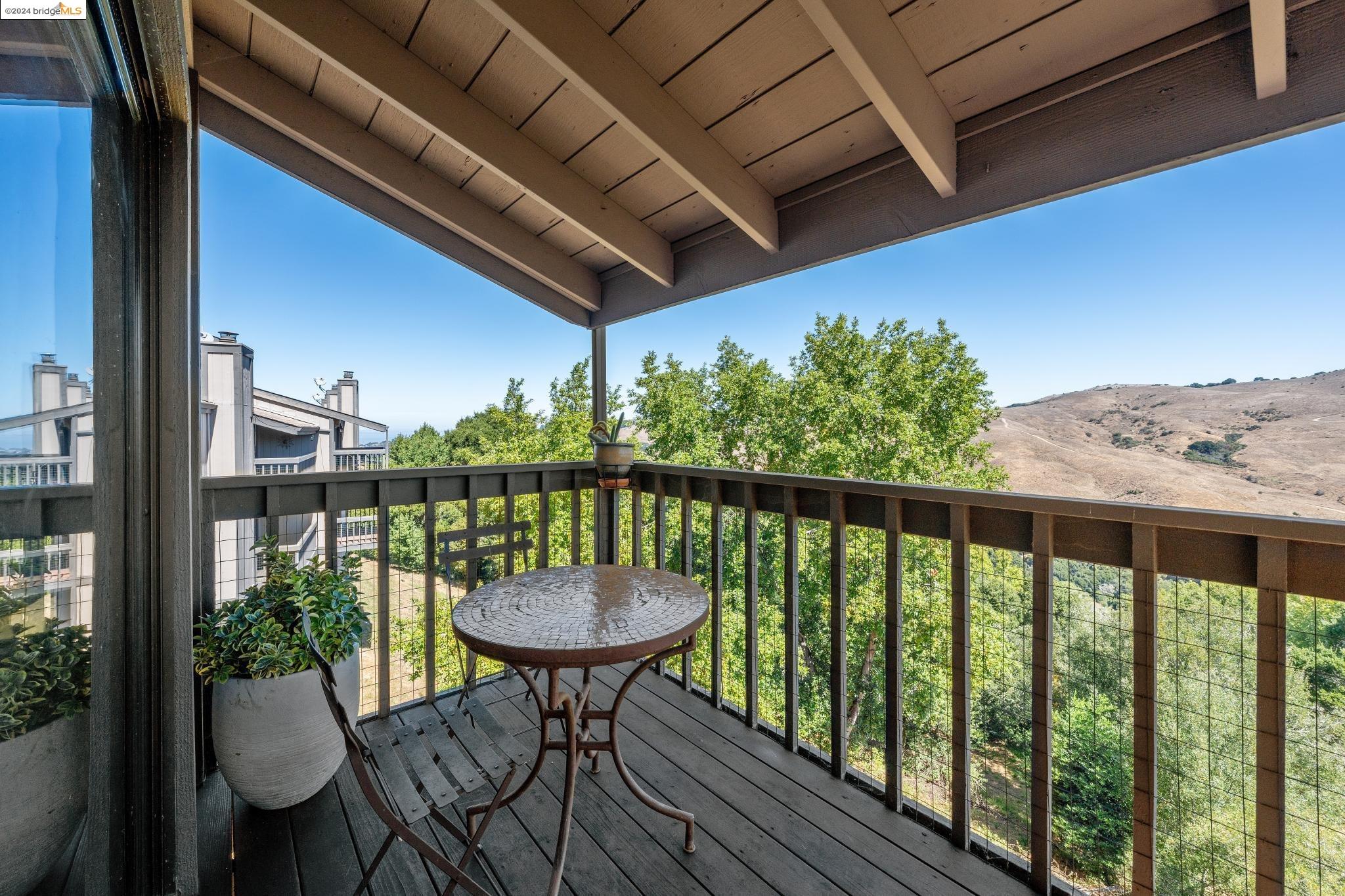 406 Vista Heights Rd