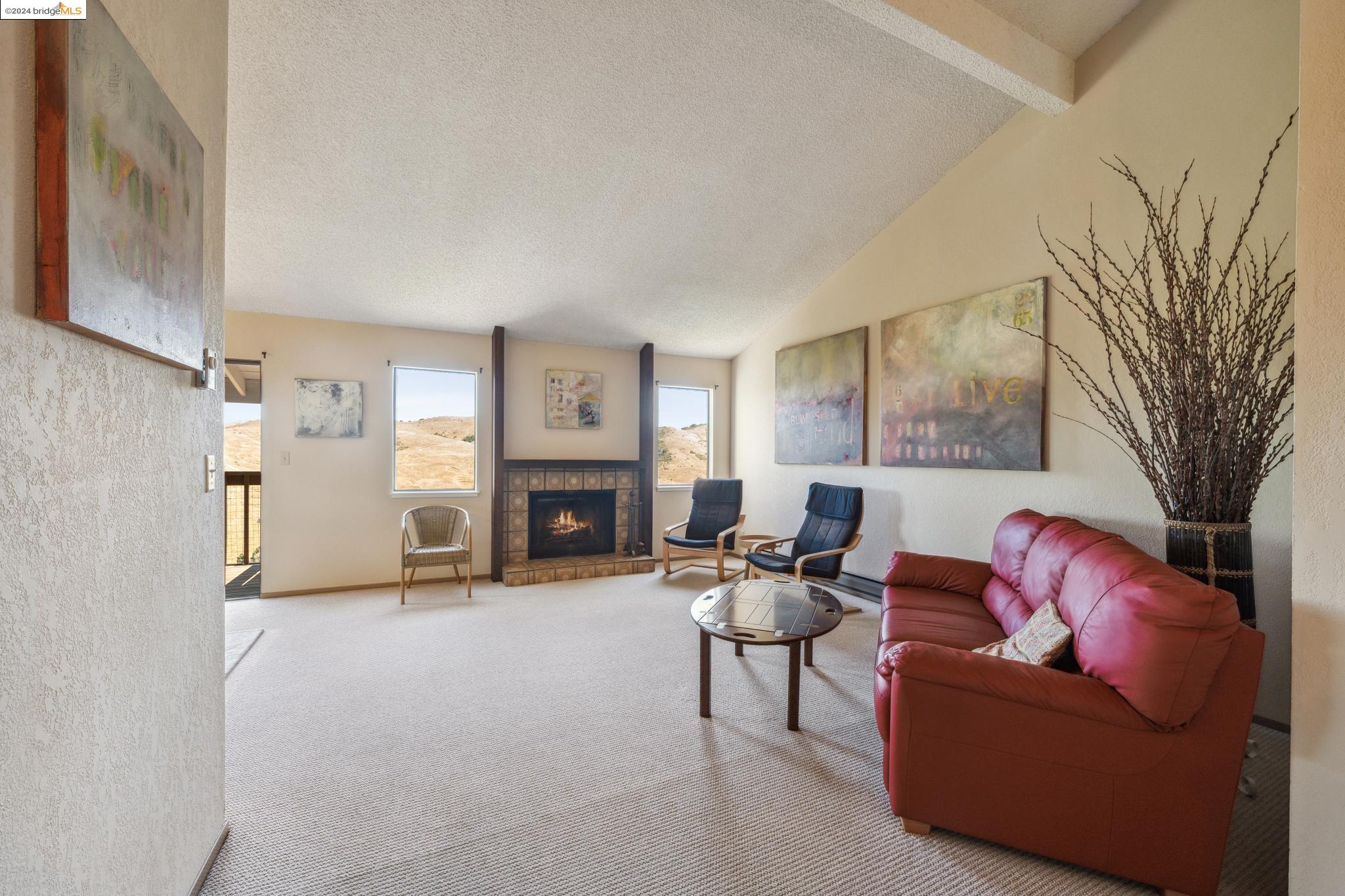 406 Vista Heights Rd