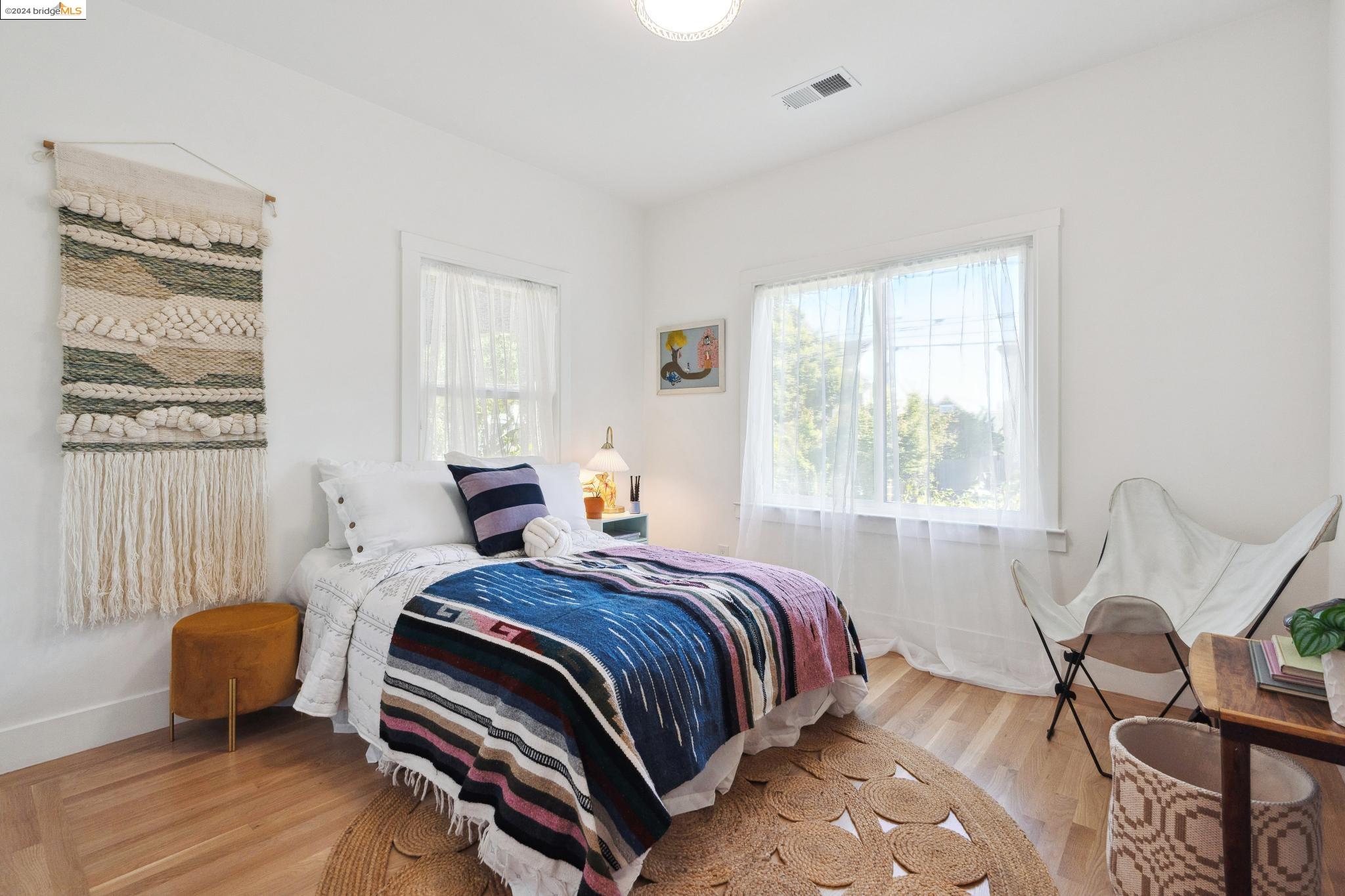 462 44th Street
