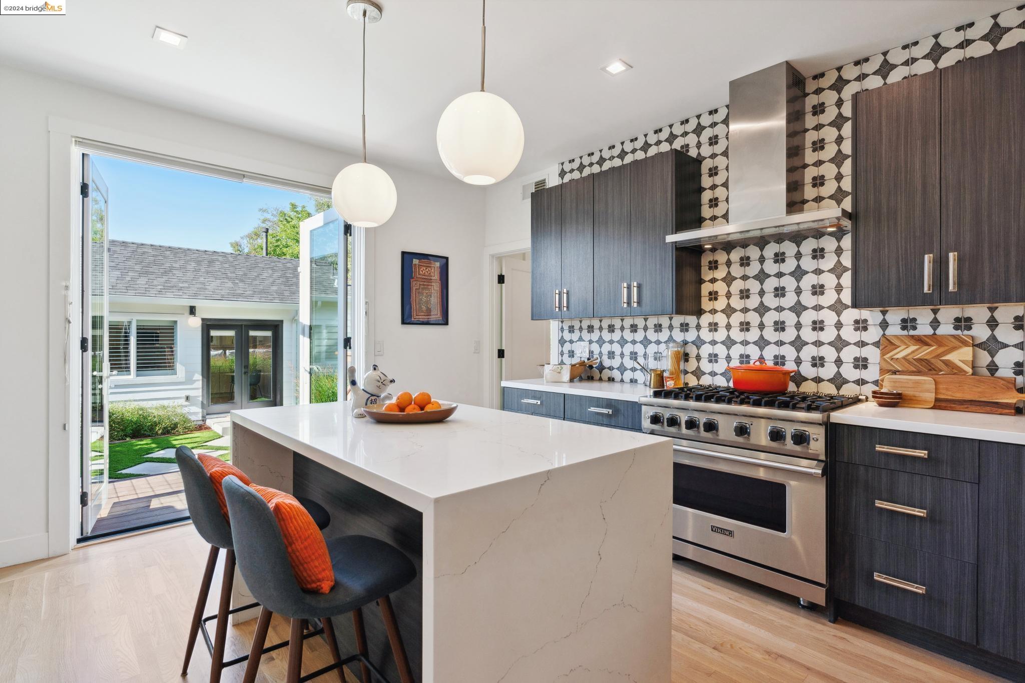 462 44th Street